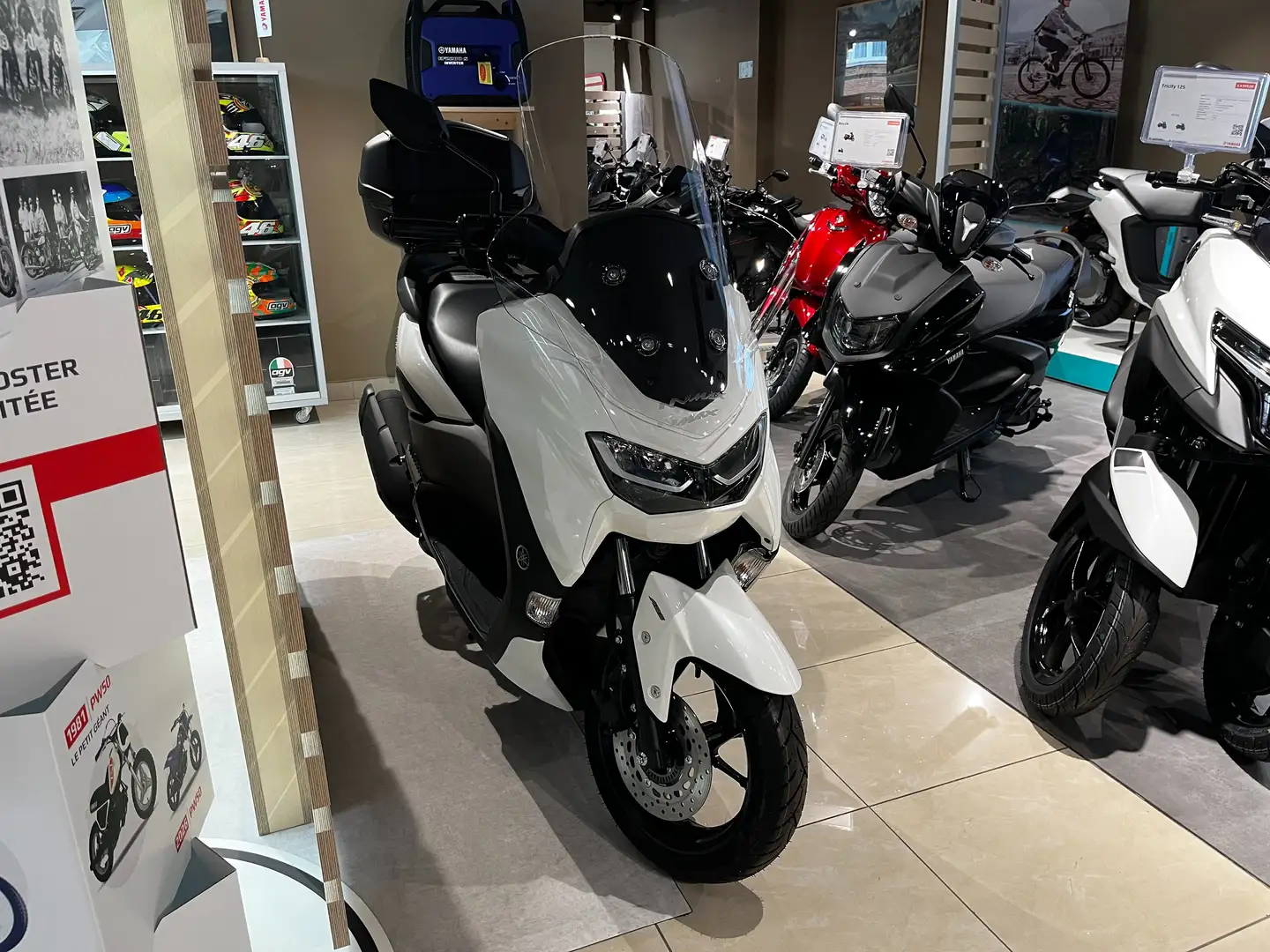 Yamaha NMAX 125 - Neuf - Pack urban offert Blanc - 2