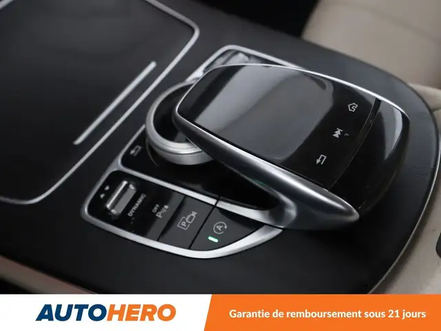 Mercedes-Benz E-Class view 25