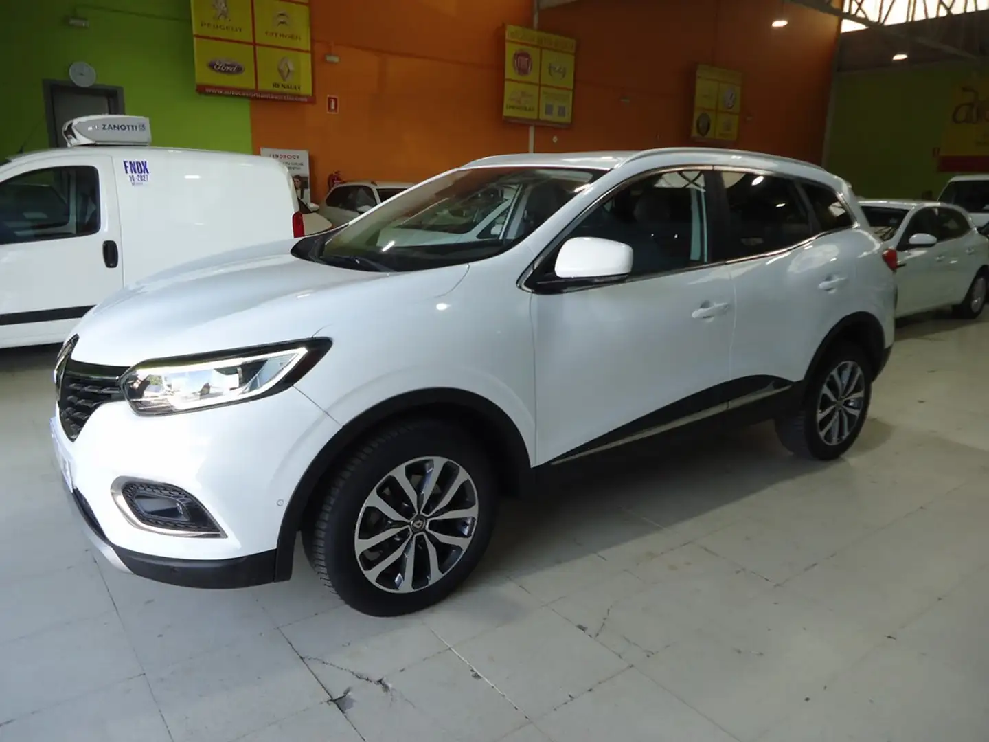 Renault Kadjar 1.7dCi Blue Zen 4x4 110kW Weiß - 1