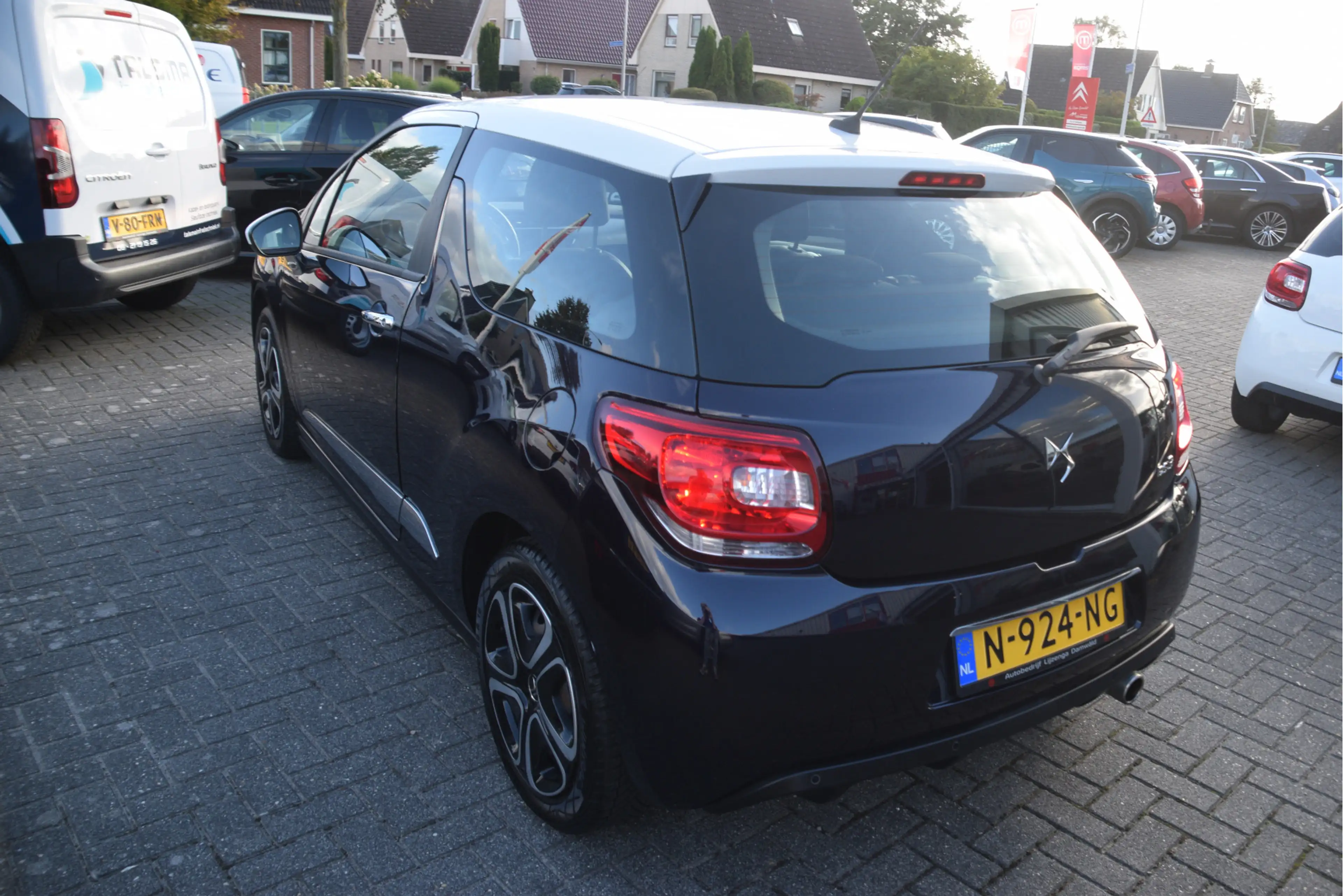 DS Automobiles DS 3 1.2 PureTech So Chic LMV | Aico | PDC | Bluetooth — photo 5