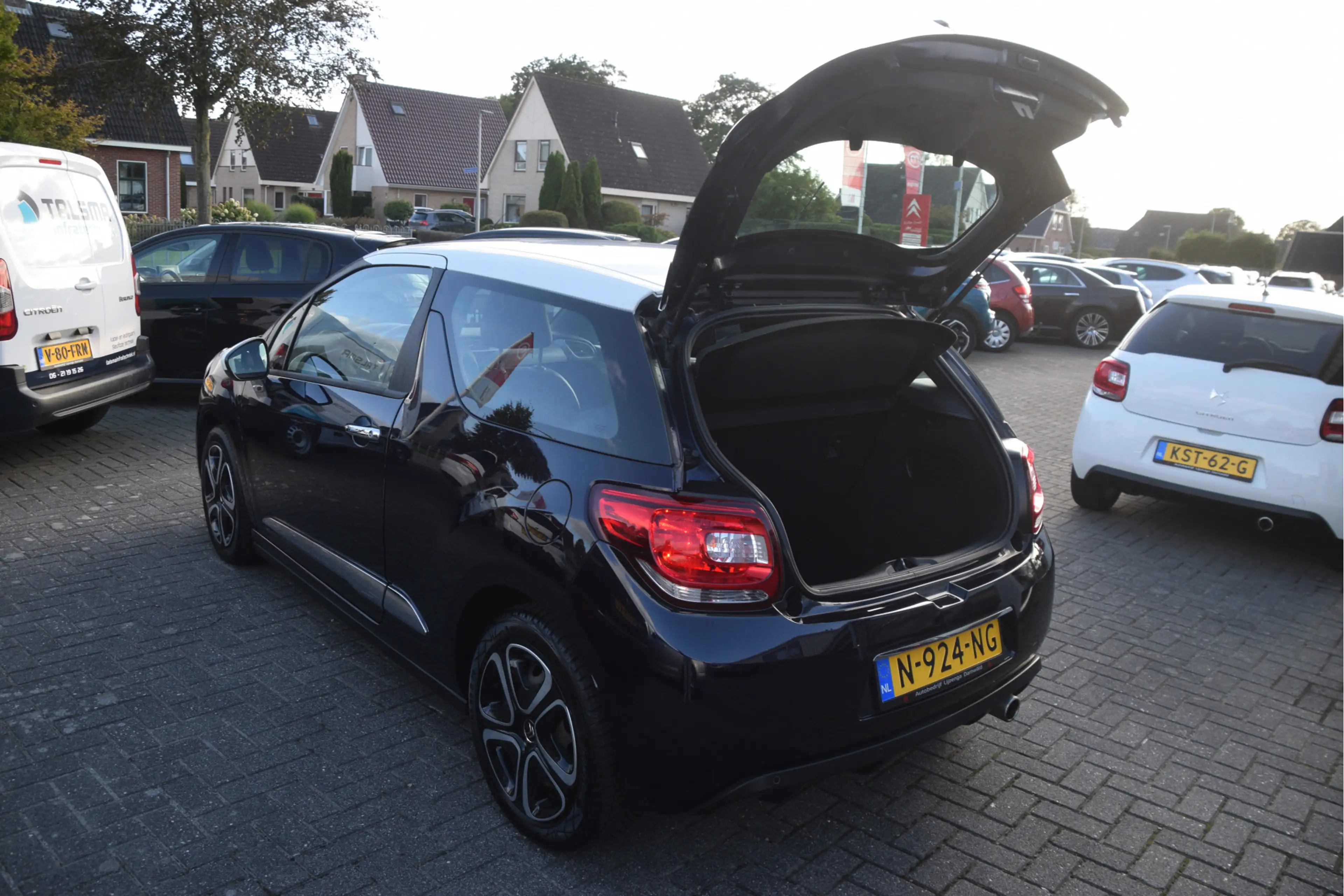 DS Automobiles DS 3 1.2 PureTech So Chic LMV | Aico | PDC | Bluetooth — photo 11