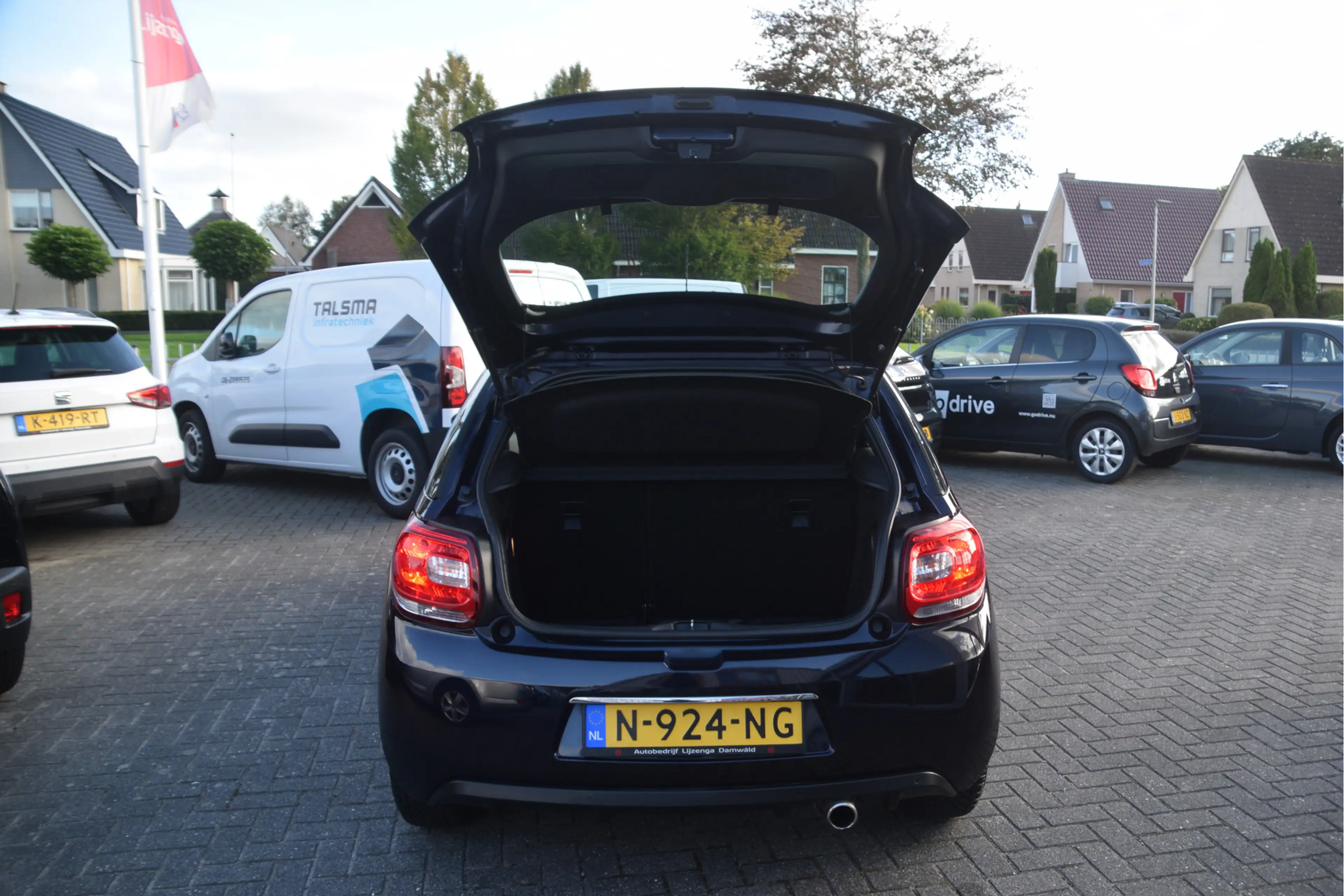 DS Automobiles DS 3 1.2 PureTech So Chic LMV | Aico | PDC | Bluetooth — photo 12