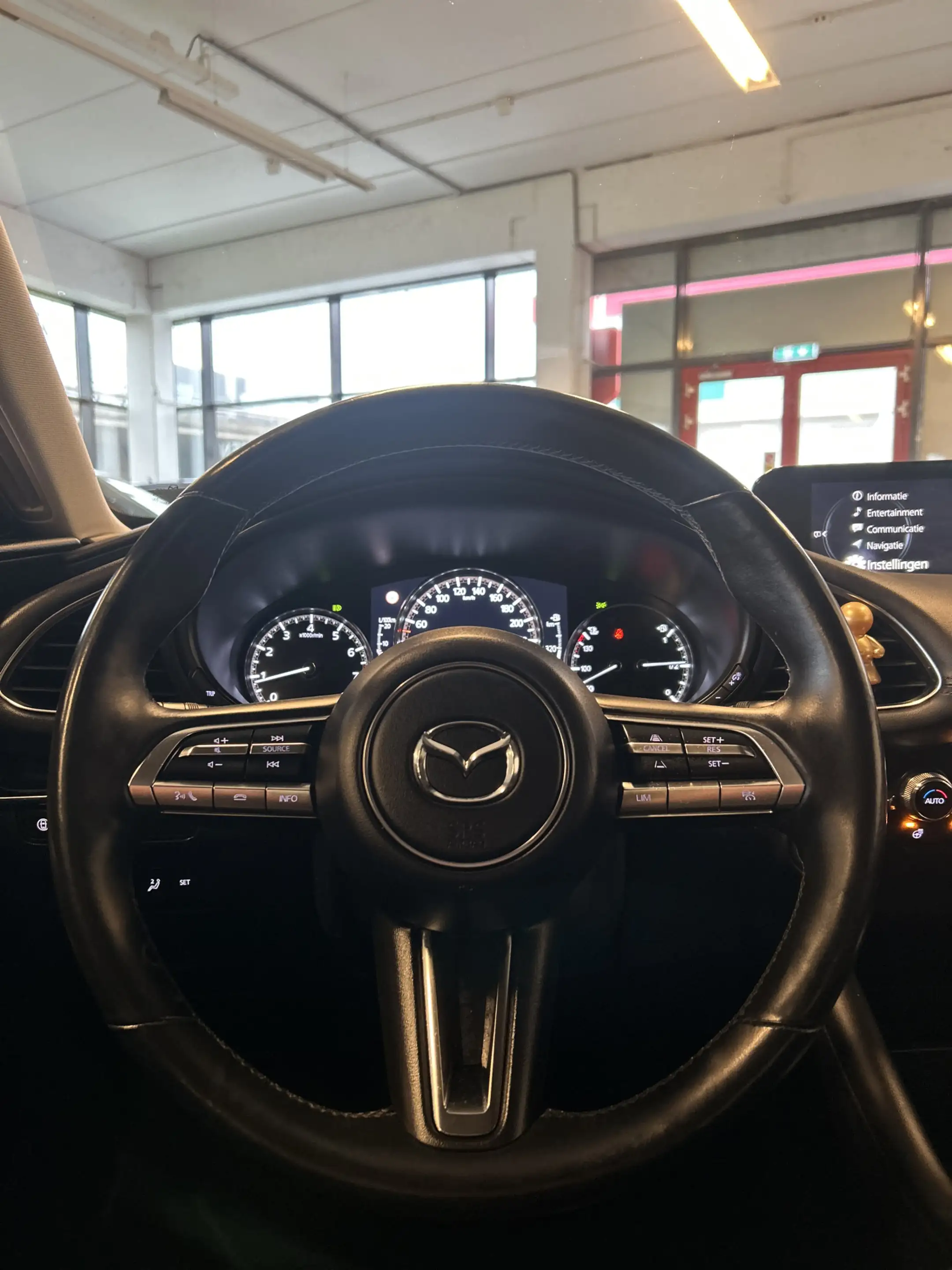 Mazda 3 2.0 e-SkyActiv-G M Hybrid 122 Luxury | Adaptieve c — photo 12