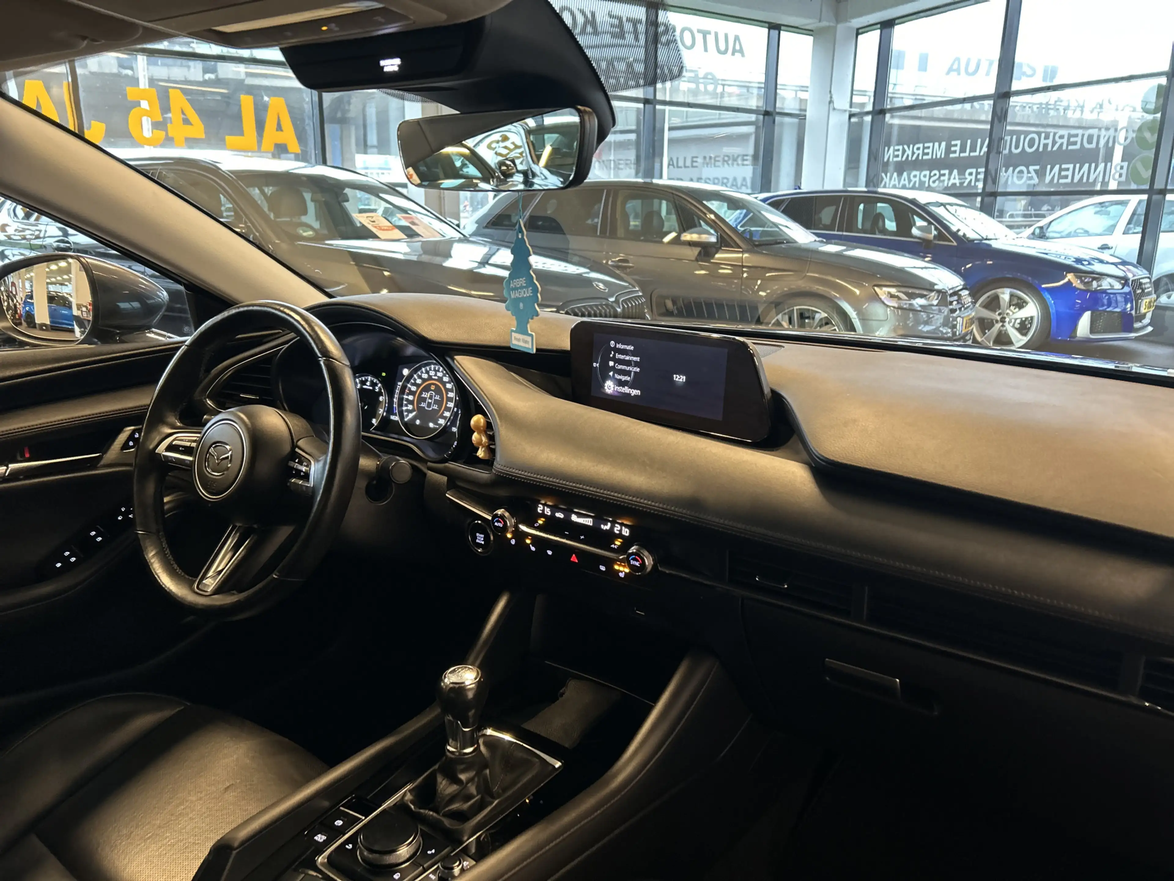 Mazda 3 2.0 e-SkyActiv-G M Hybrid 122 Luxury | Adaptieve c — photo 2