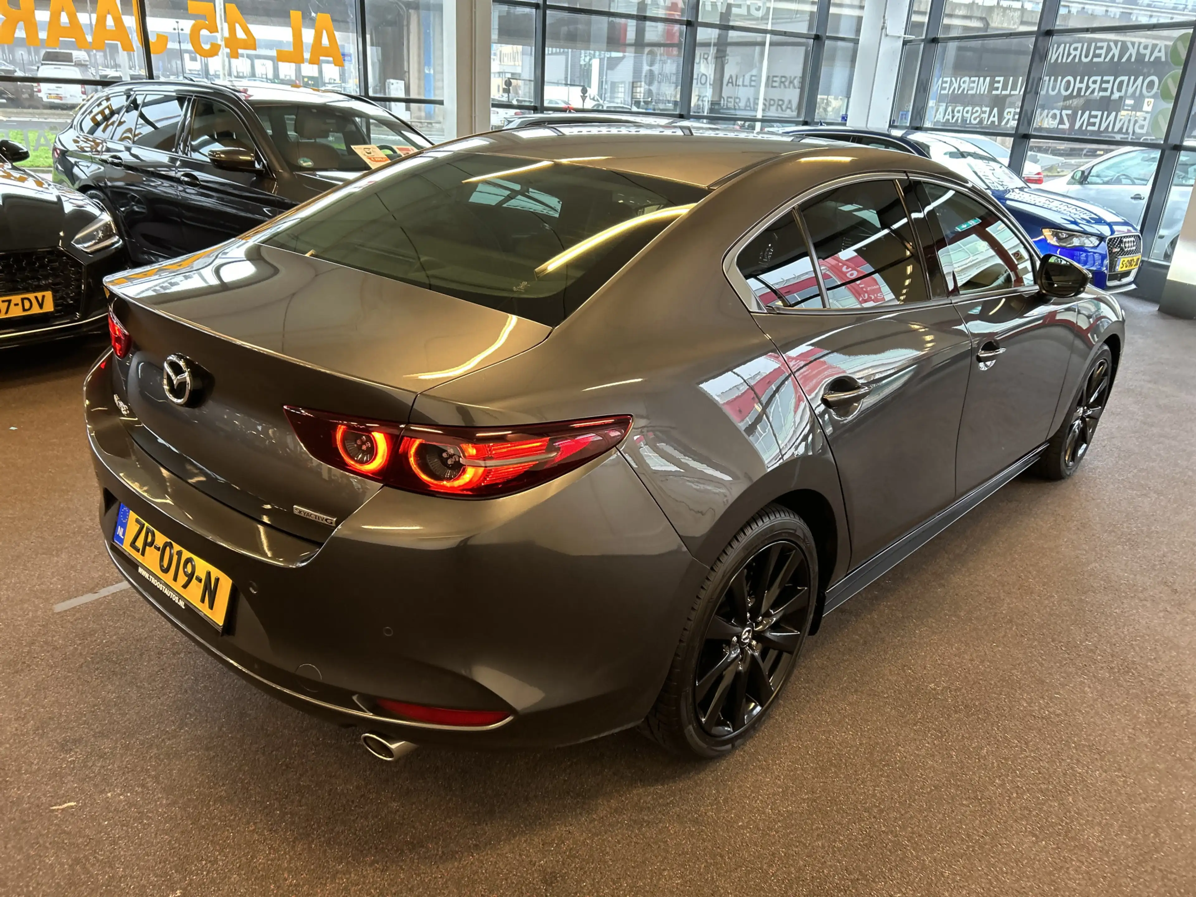 Mazda 3 2.0 e-SkyActiv-G M Hybrid 122 Luxury | Adaptieve c — photo 8