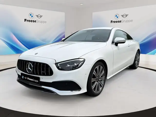 Mercedes-Benz E 200 Coupé Avantgarde RFK BURMESTER HIFI LED BT