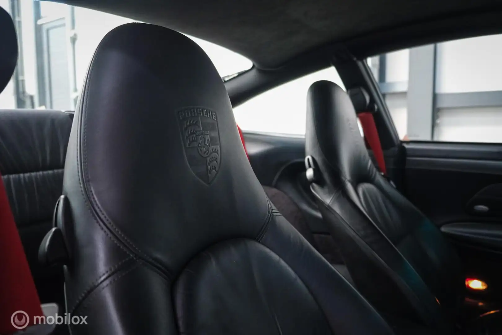 Porsche 996 3.6 Coupé Carrera 4S Grijs - 2