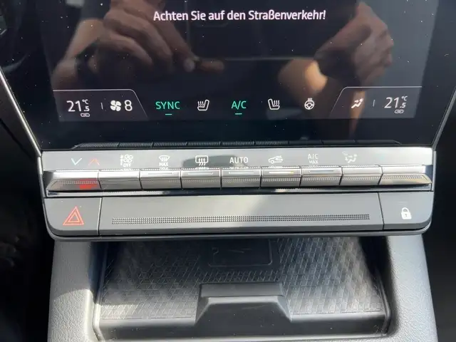 Renault Megane E-Tech view 16