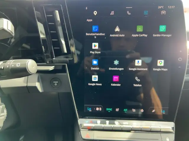 Renault Megane E-Tech view 14