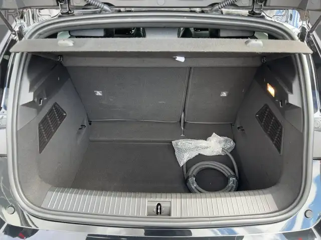 Renault Megane E-Tech view 22