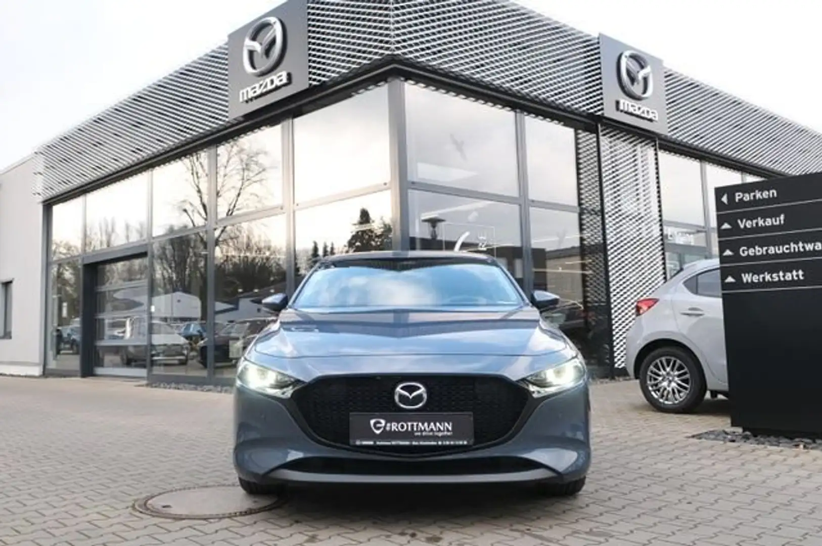 Mazda 3 2025 eSKYACTIV-X 2.0 AUTOM. EXCLUSIVE-LINE Grau - 1