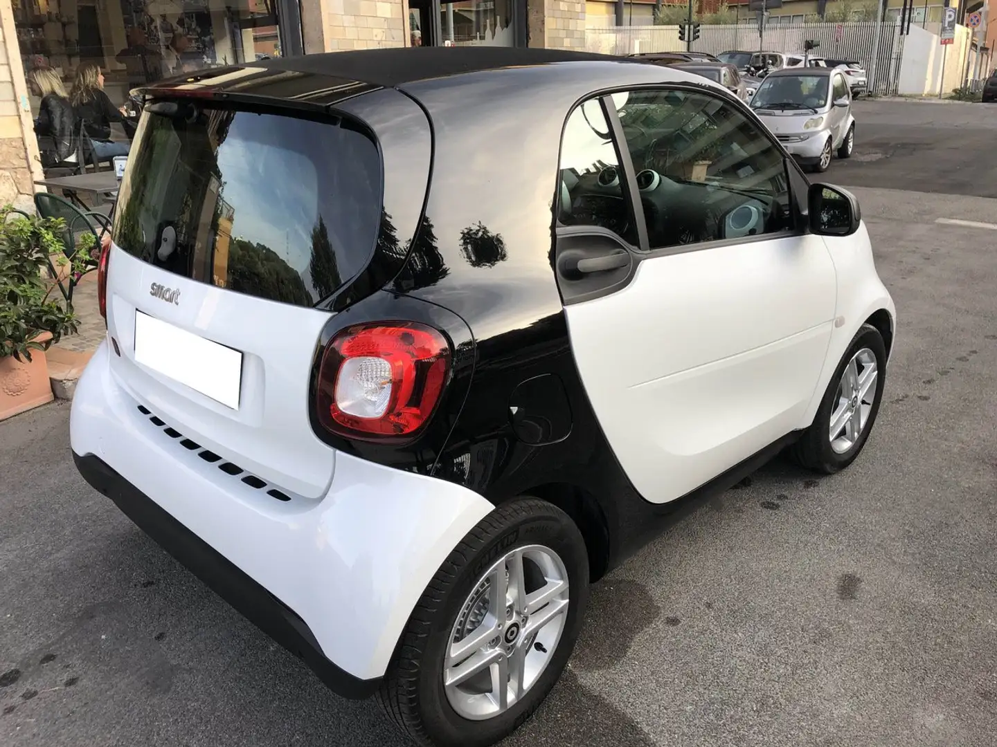 smart forTwo Fortwo eq Pure 4,6kW Bianco - 1