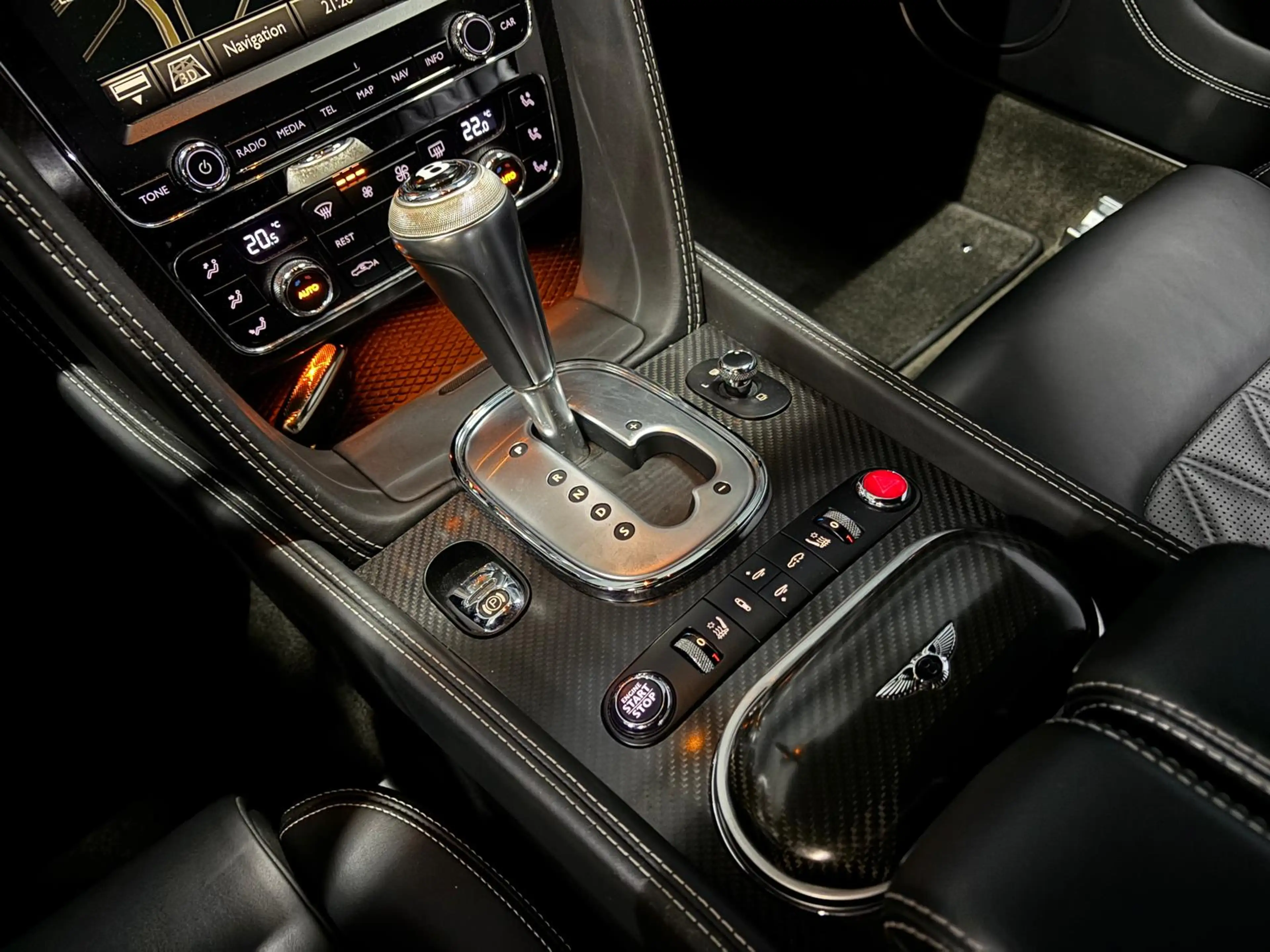 Bentley Continental GT 6.0 W12 Speed — photo 15