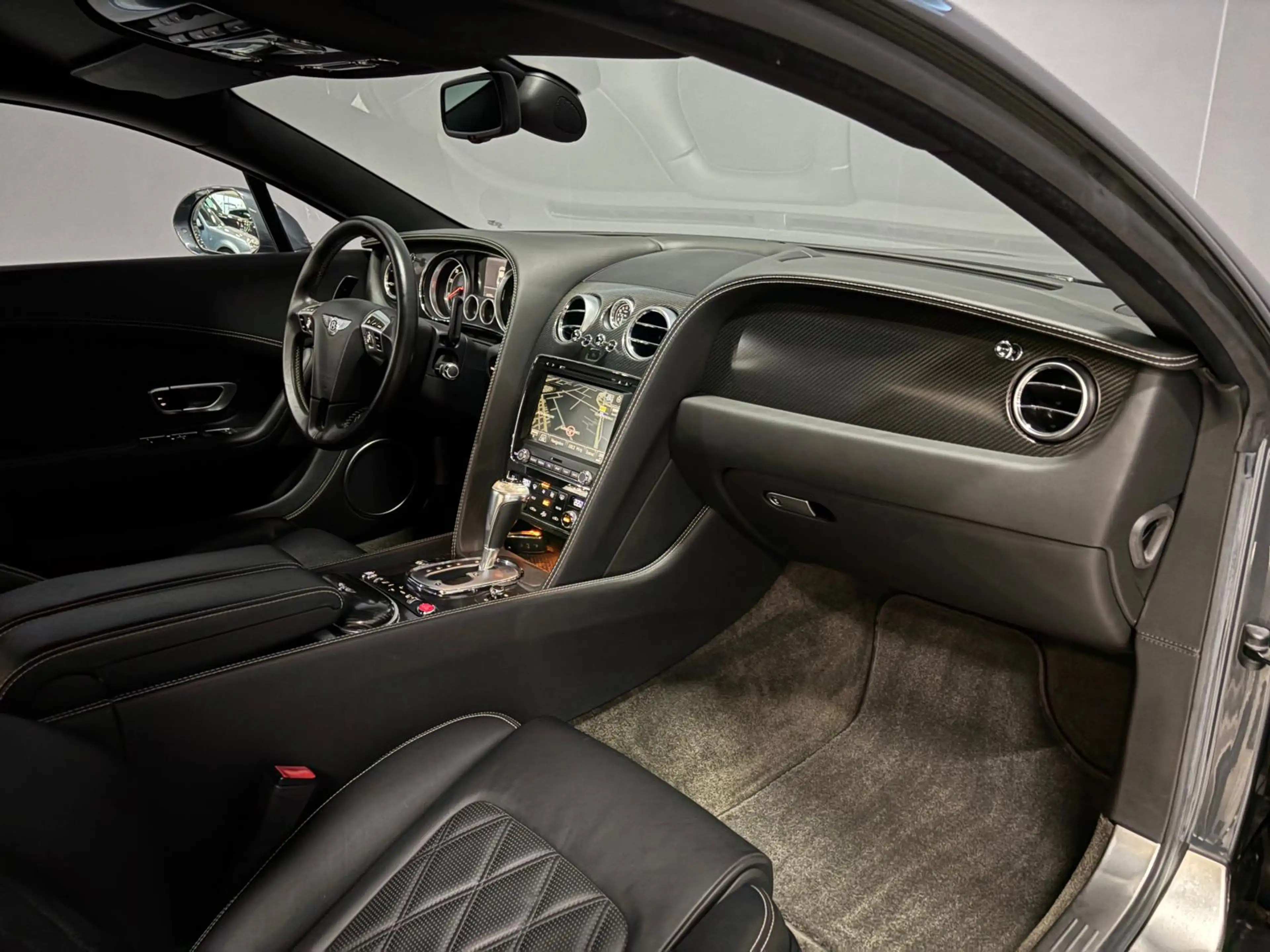 Bentley Continental GT 6.0 W12 Speed — photo 3