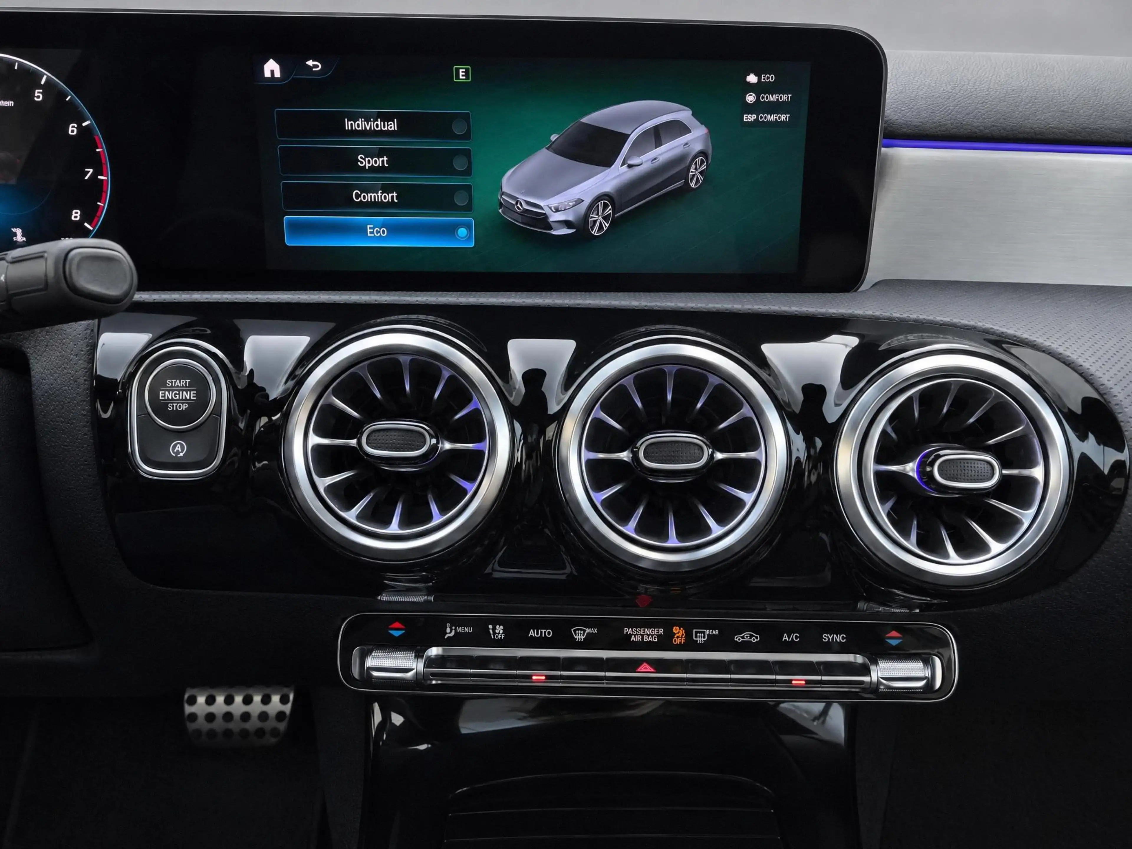 Mercedes-Benz A 180 AMG Line | Panoramadak | Sfeerverlichting | — photo 14