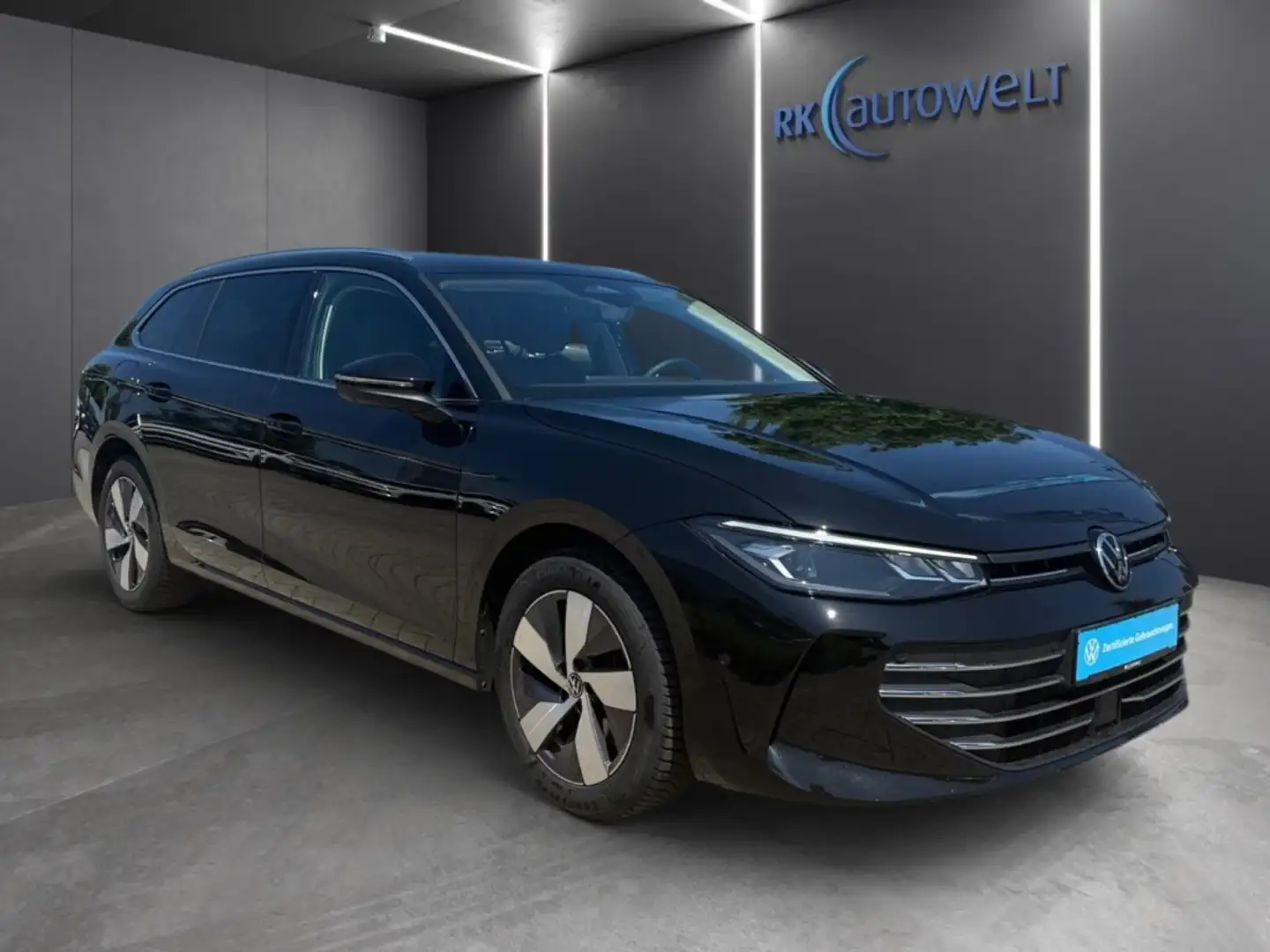 Volkswagen Passat Business 1.5 eTSI AHK-klappbar Navi Massagesitze Schwarz - 2