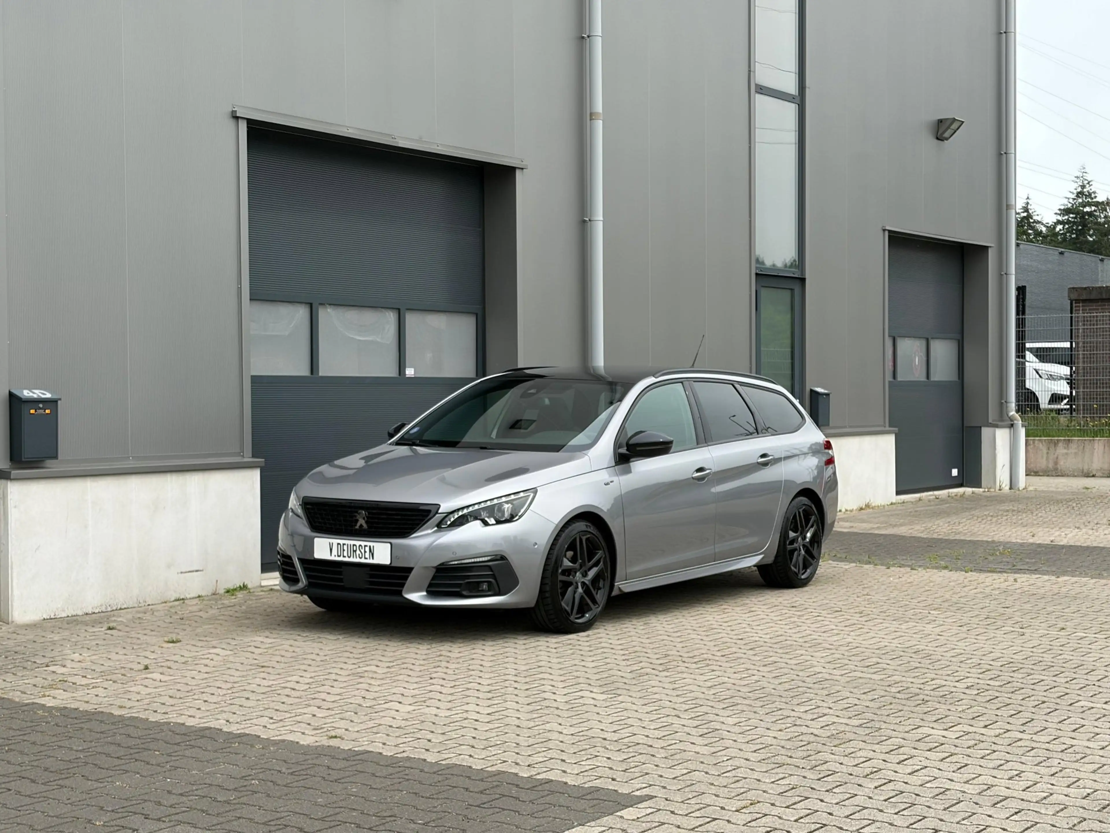 Peugeot 308 SW 1.2 PureTech GT BLACK PACK|AUTOMAAT|LEER|STOELV — photo 3