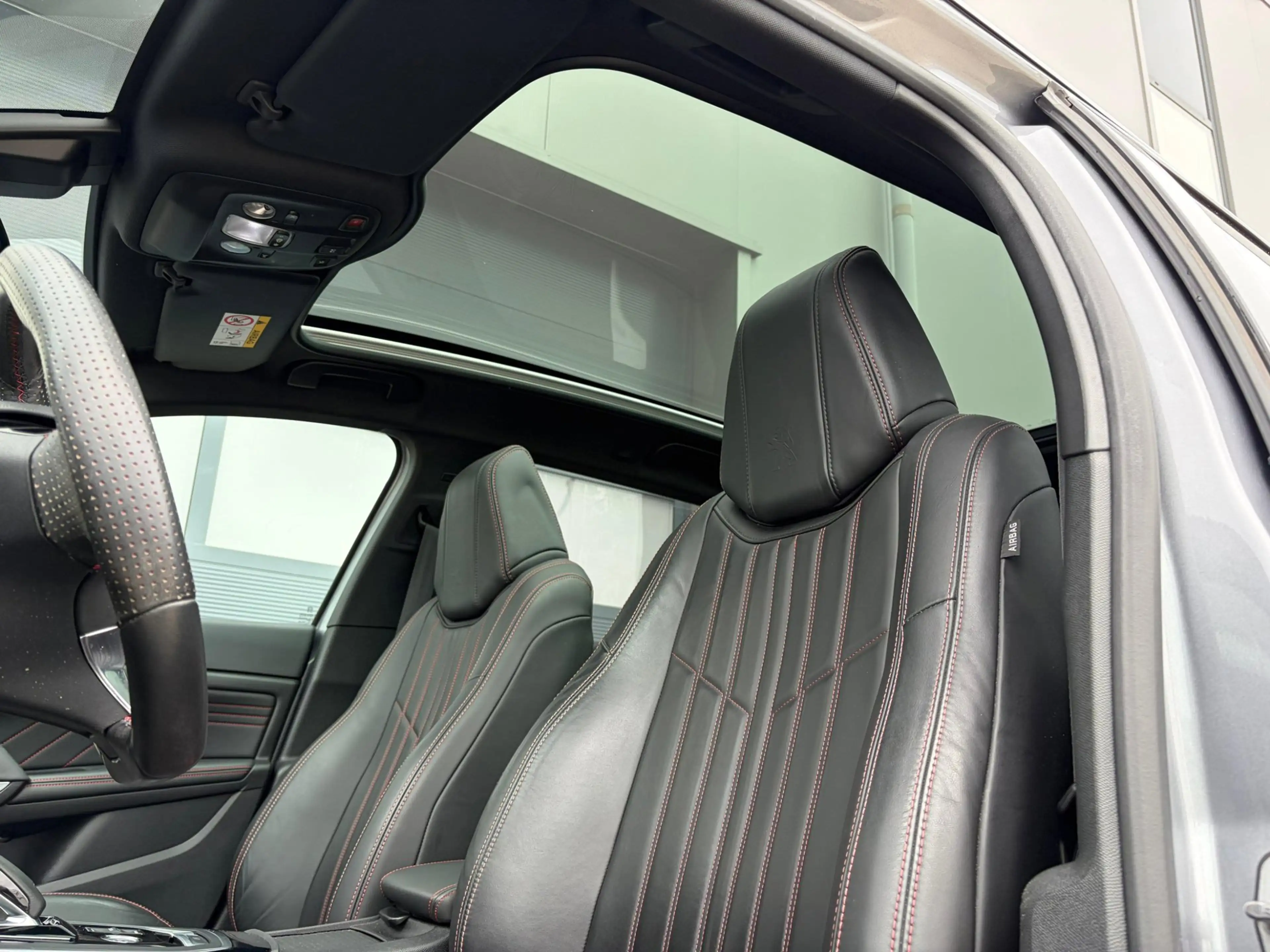 Peugeot 308 SW 1.2 PureTech GT BLACK PACK|AUTOMAAT|LEER|STOELV — photo 17