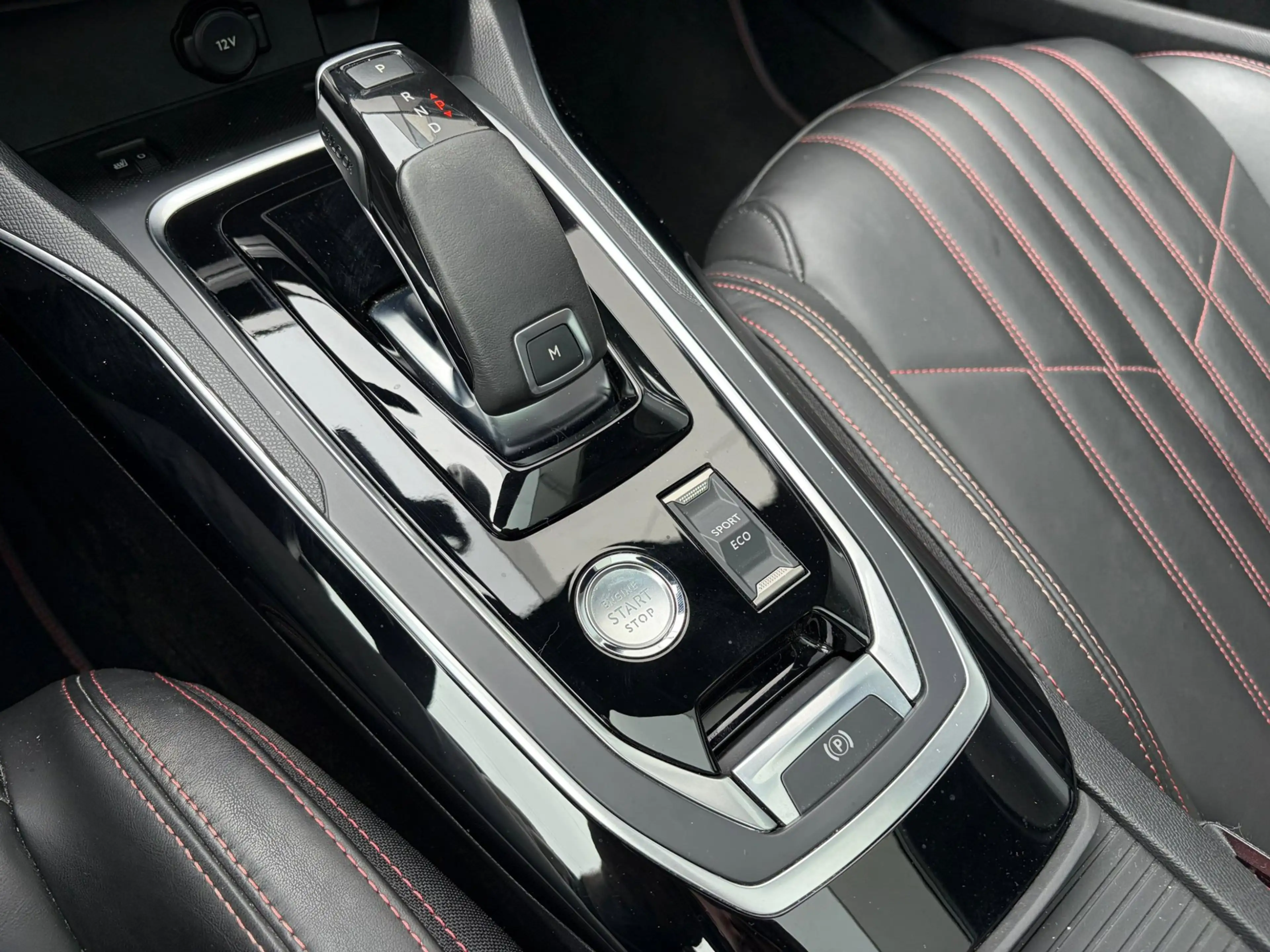 Peugeot 308 SW 1.2 PureTech GT BLACK PACK|AUTOMAAT|LEER|STOELV — photo 28