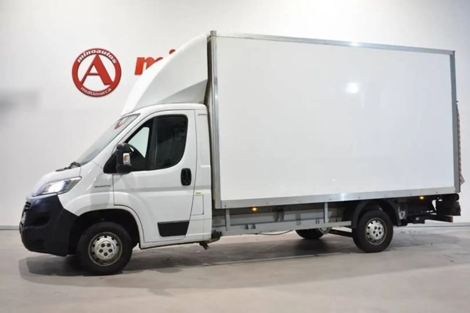 Fiat Ducato CHASIS CABINA CABINA CARROZADO PAQUETERO CA Blanco - 2