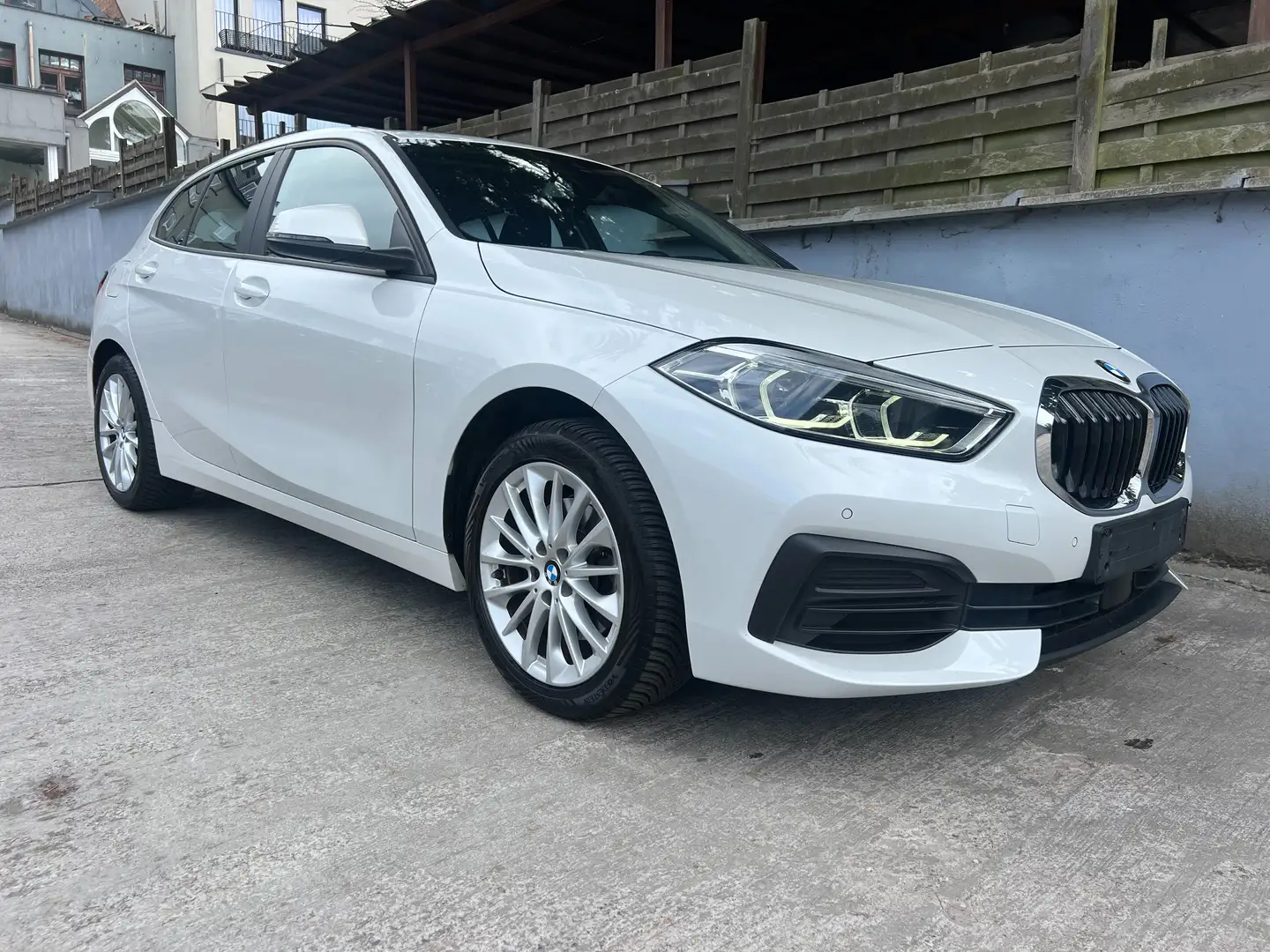 BMW 116 116i Pack Confort (Navi Led Clim Carplay ect) Blanco - 1