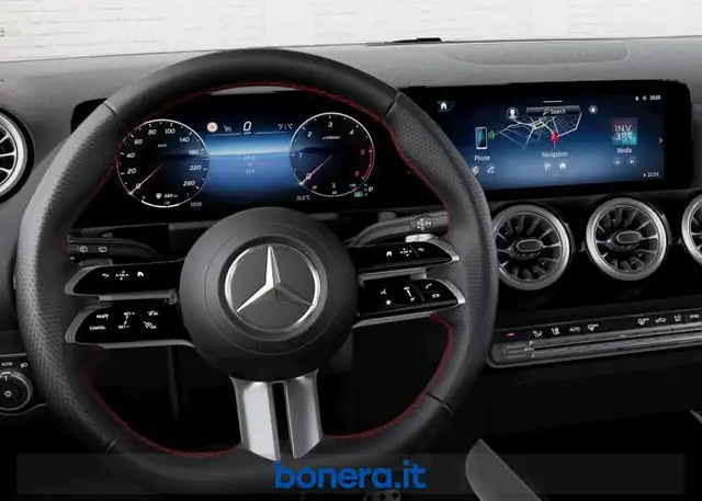 Mercedes-Benz Gla Class view 5