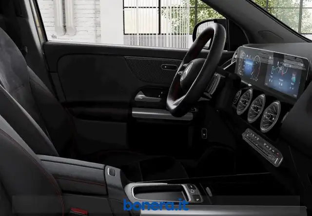 Mercedes-Benz Gla Class view 7