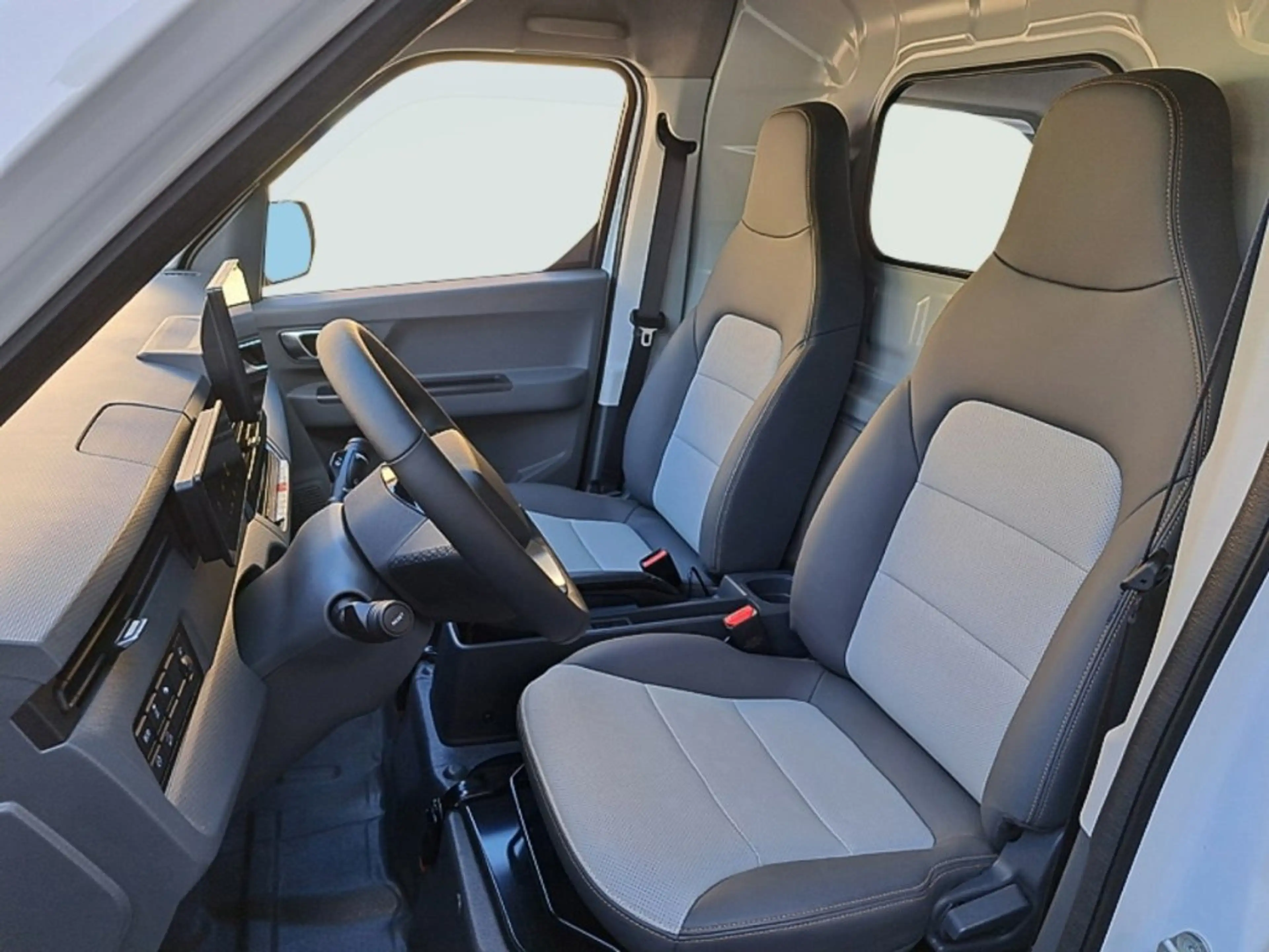 Farizon V6E L2H1 E-LCV 42kWh — photo 9