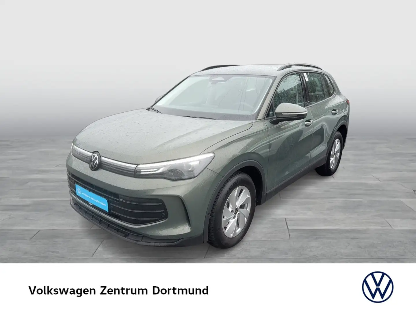 Volkswagen Tiguan 2.0 MOVE AHK NAVI SITZHZG ALU KAMERA Verde - 2