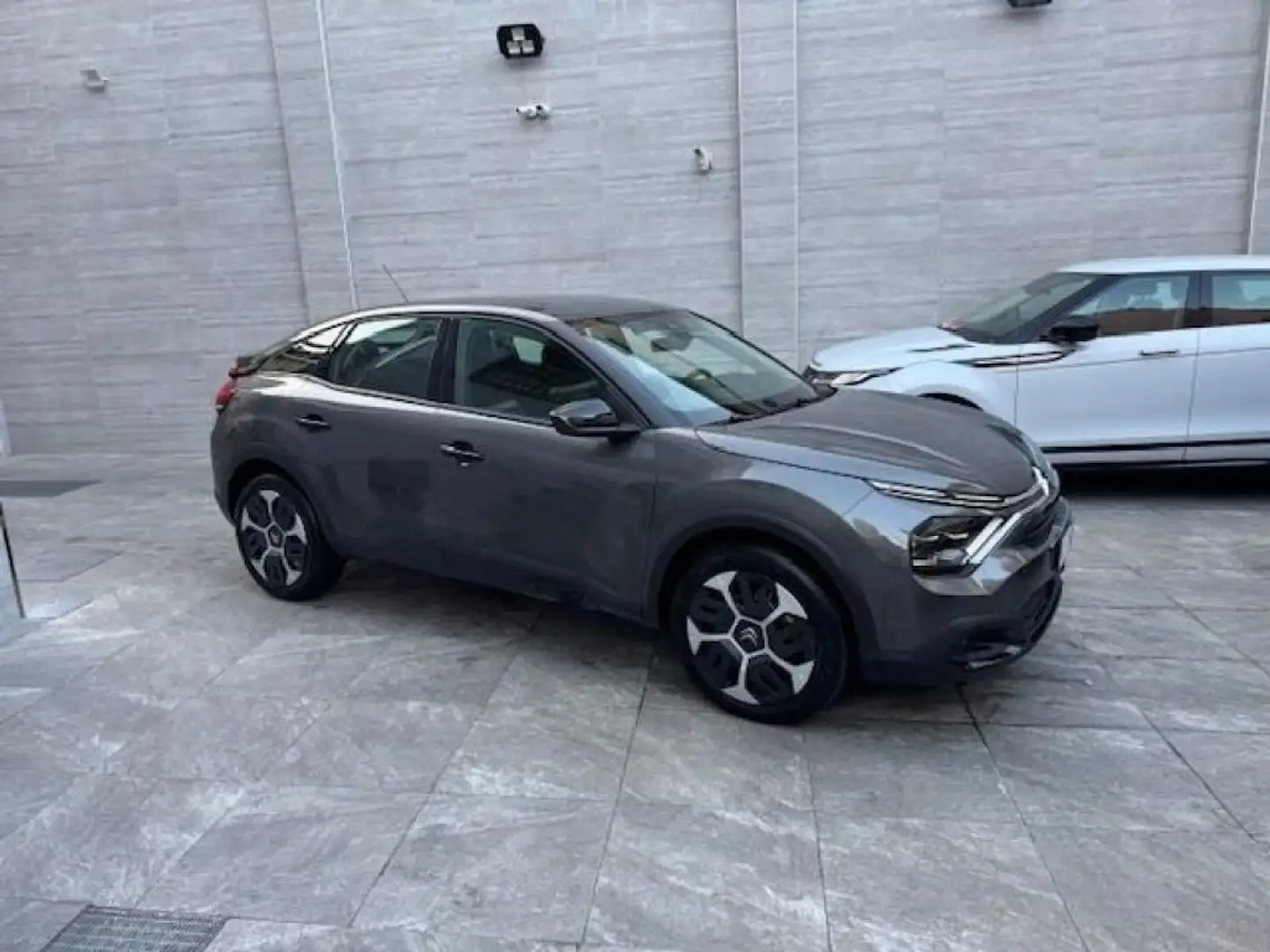 Citroen C4 PureTech 130 S&S Feel Gris - 2