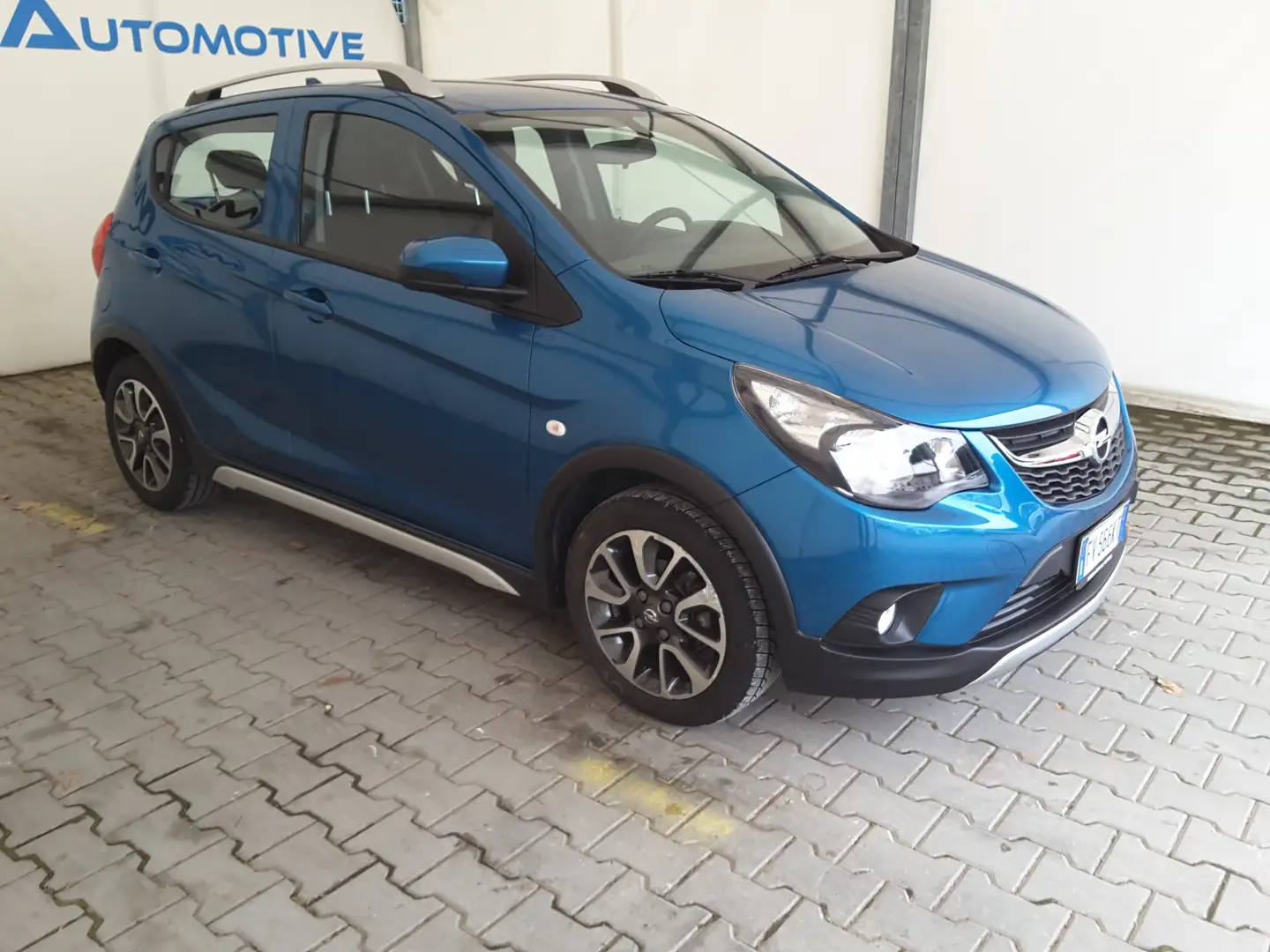 Opel Karl Rocks 1.0 73cv Bleu - 2