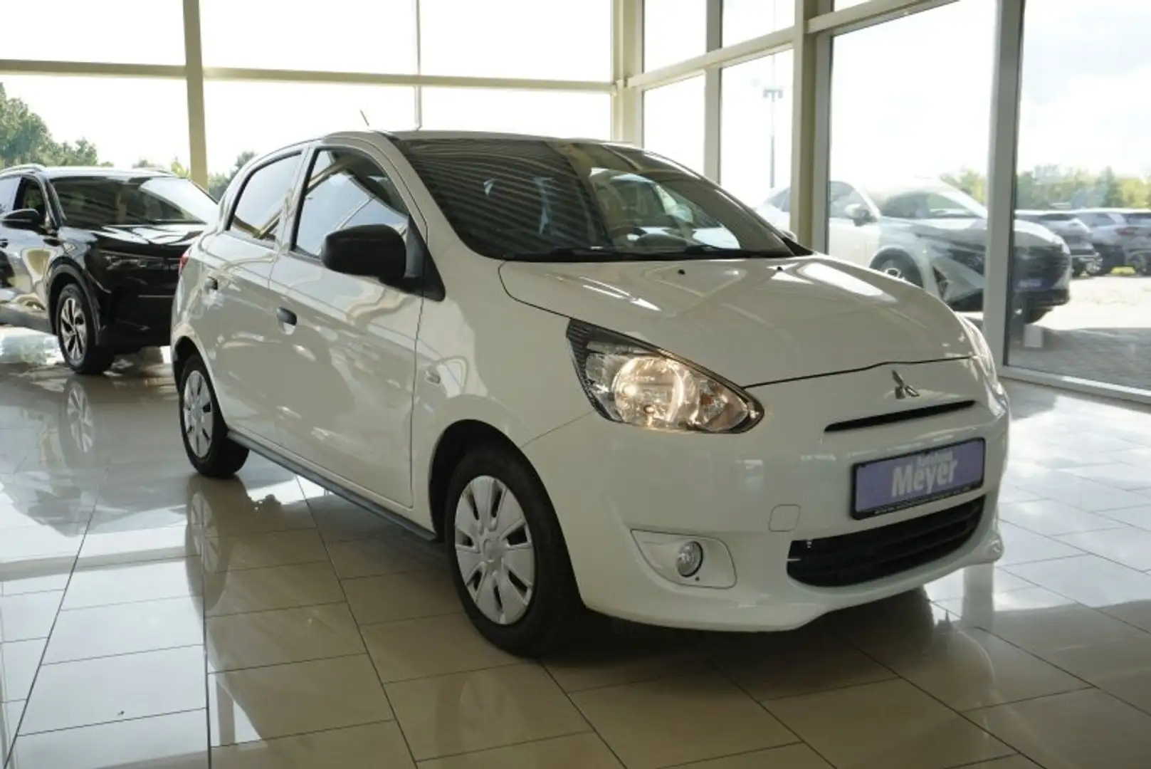 Mitsubishi Space Star 1.0 70PS Klima/Efh/Ganzjahresreif. Bílá - 1