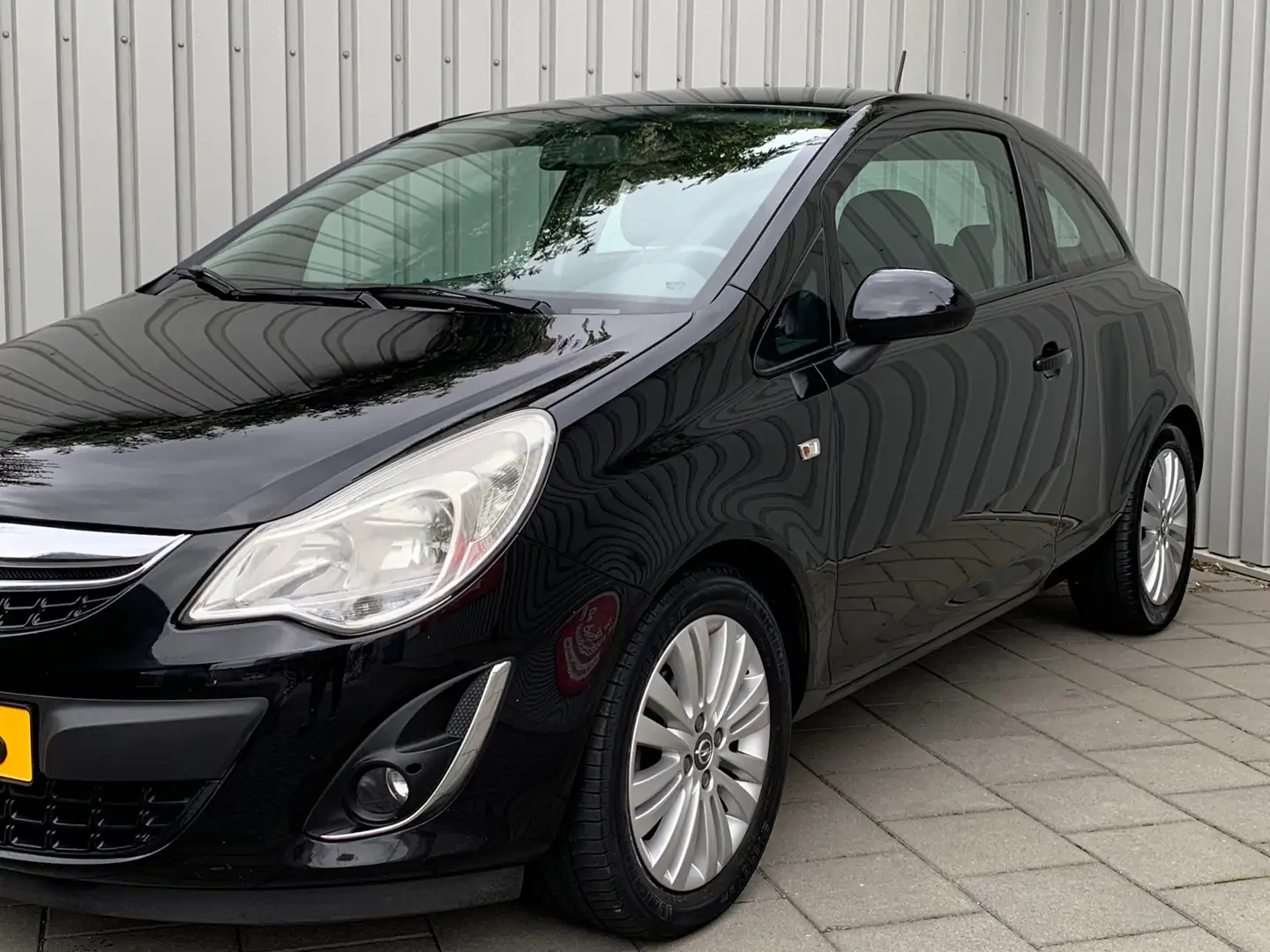 Opel Corsa 1.2-16V Cosmo|154000KM|Navigatie| Nero - 2