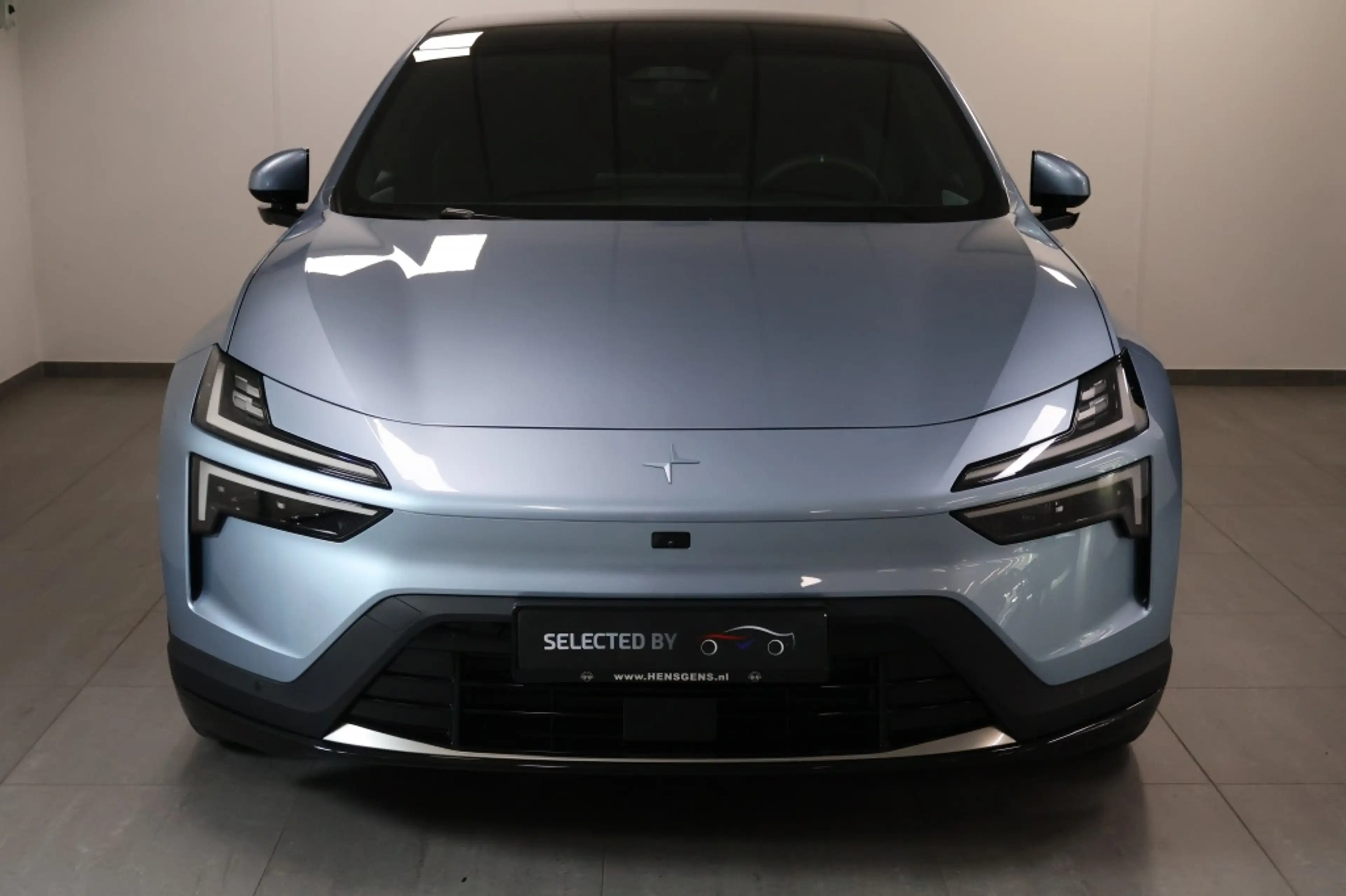 Polestar 4 Long Range Single Motor Prime 100 kWh — photo 2