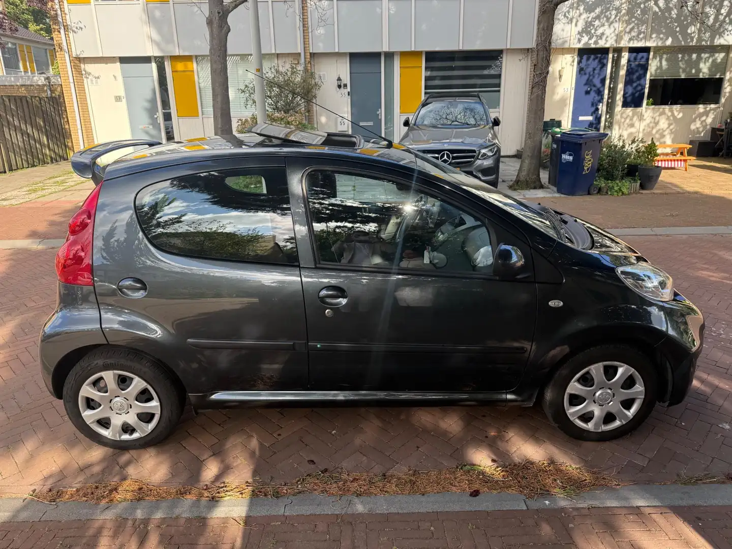 Peugeot 107 Tweede eigenaar / Airco / Open dak / 5 deurs / Leu Gris - 2