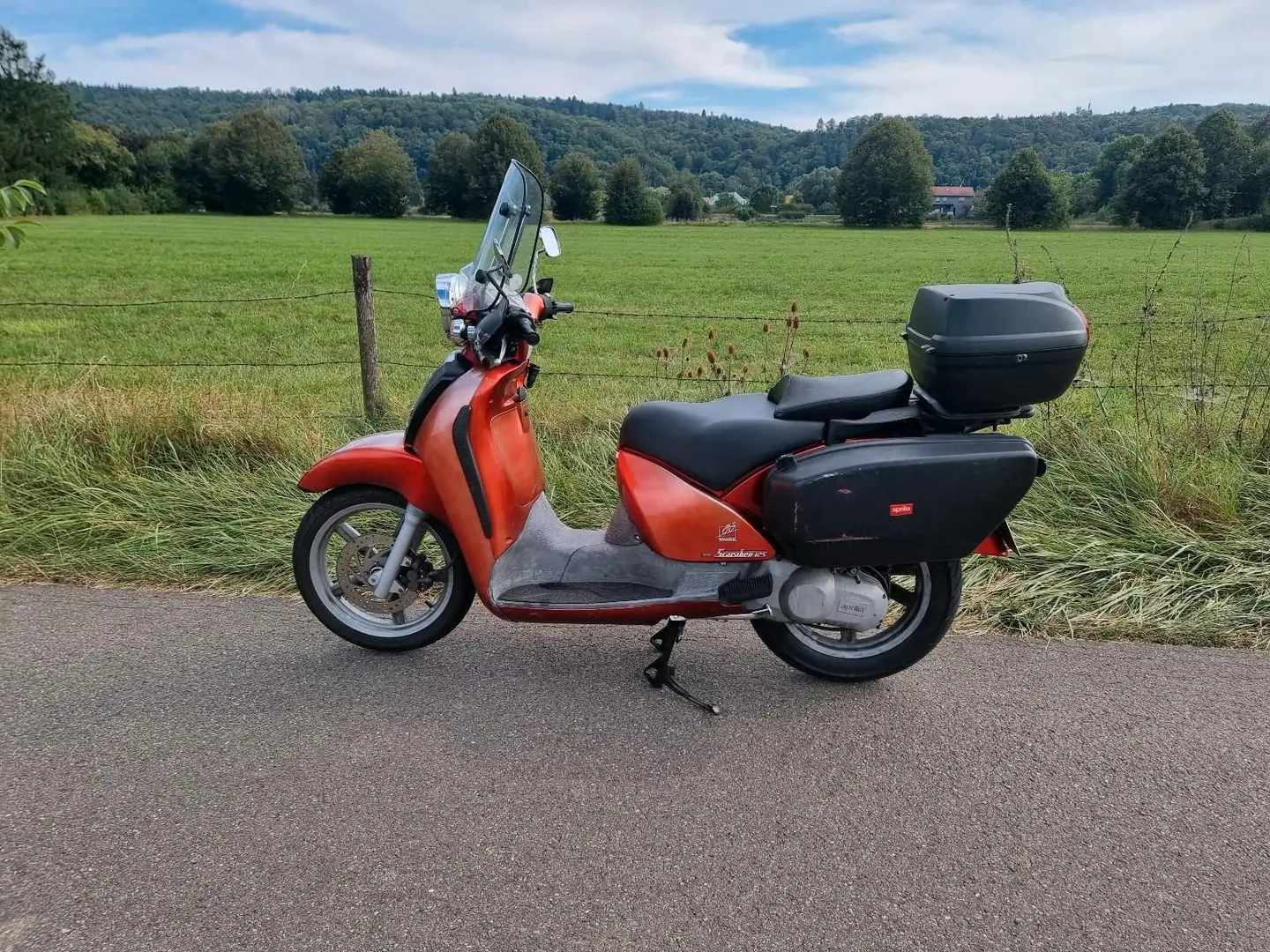 Aprilia Scarabeo 125 Красный - 2