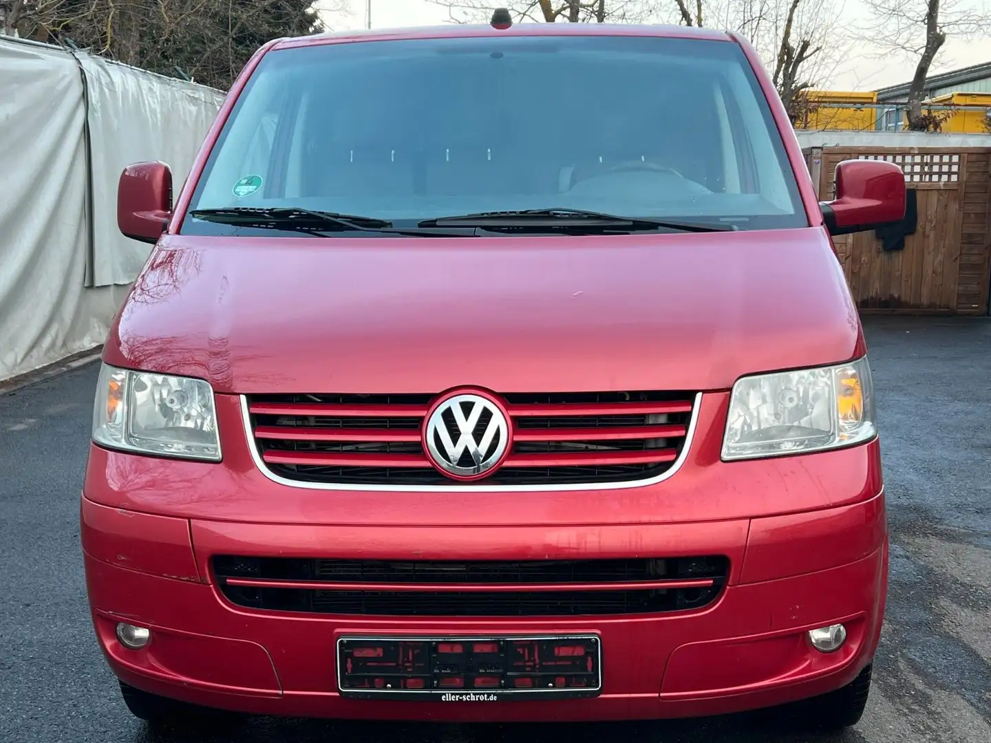 Volkswagen T5 Transporter Kasten-Kombi Bestattungswagen Rot - 2