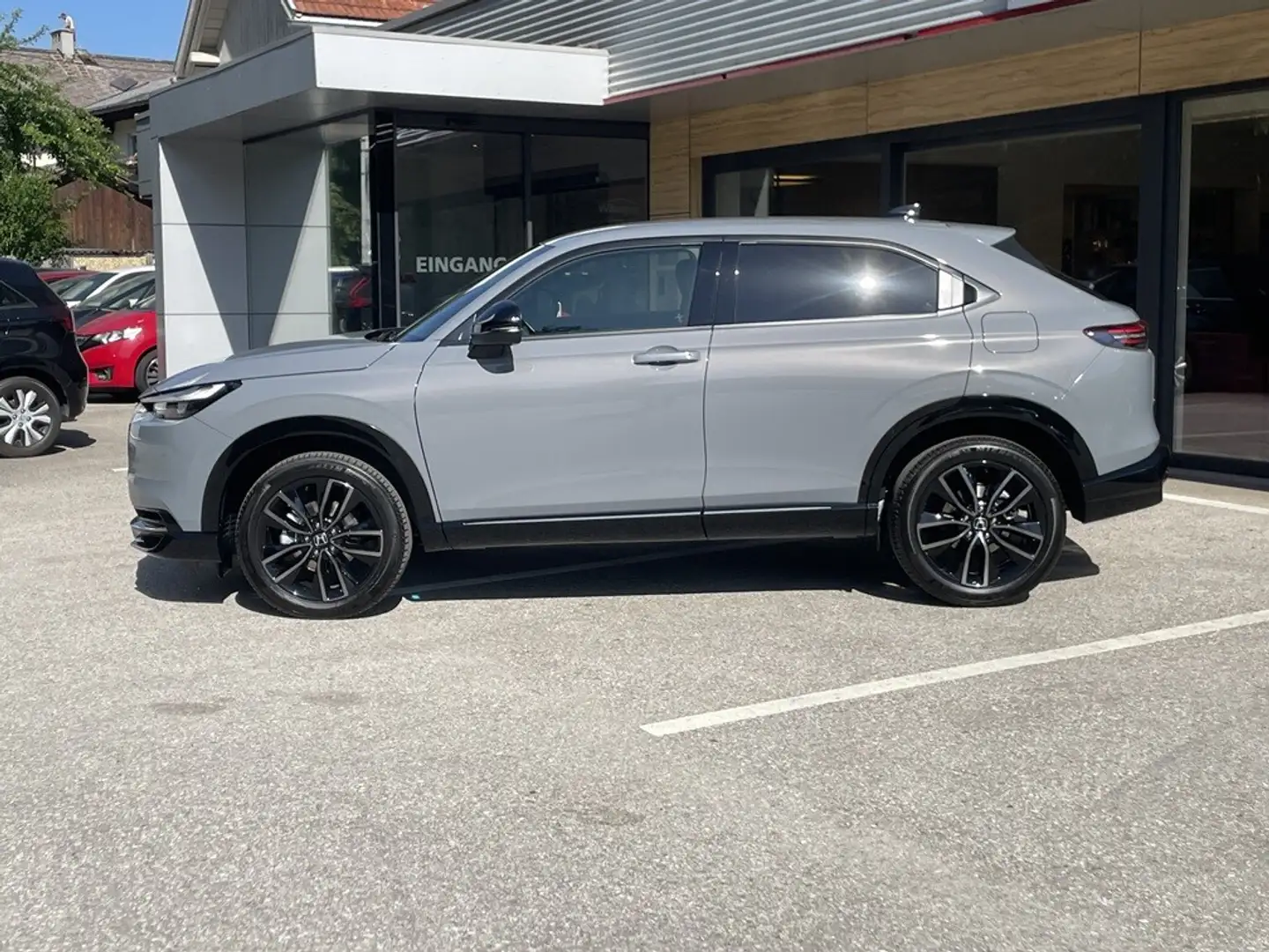 Honda HR-V 1,5 i-MMD Hybrid 2WD Advance Sport Aut. Grau - 2