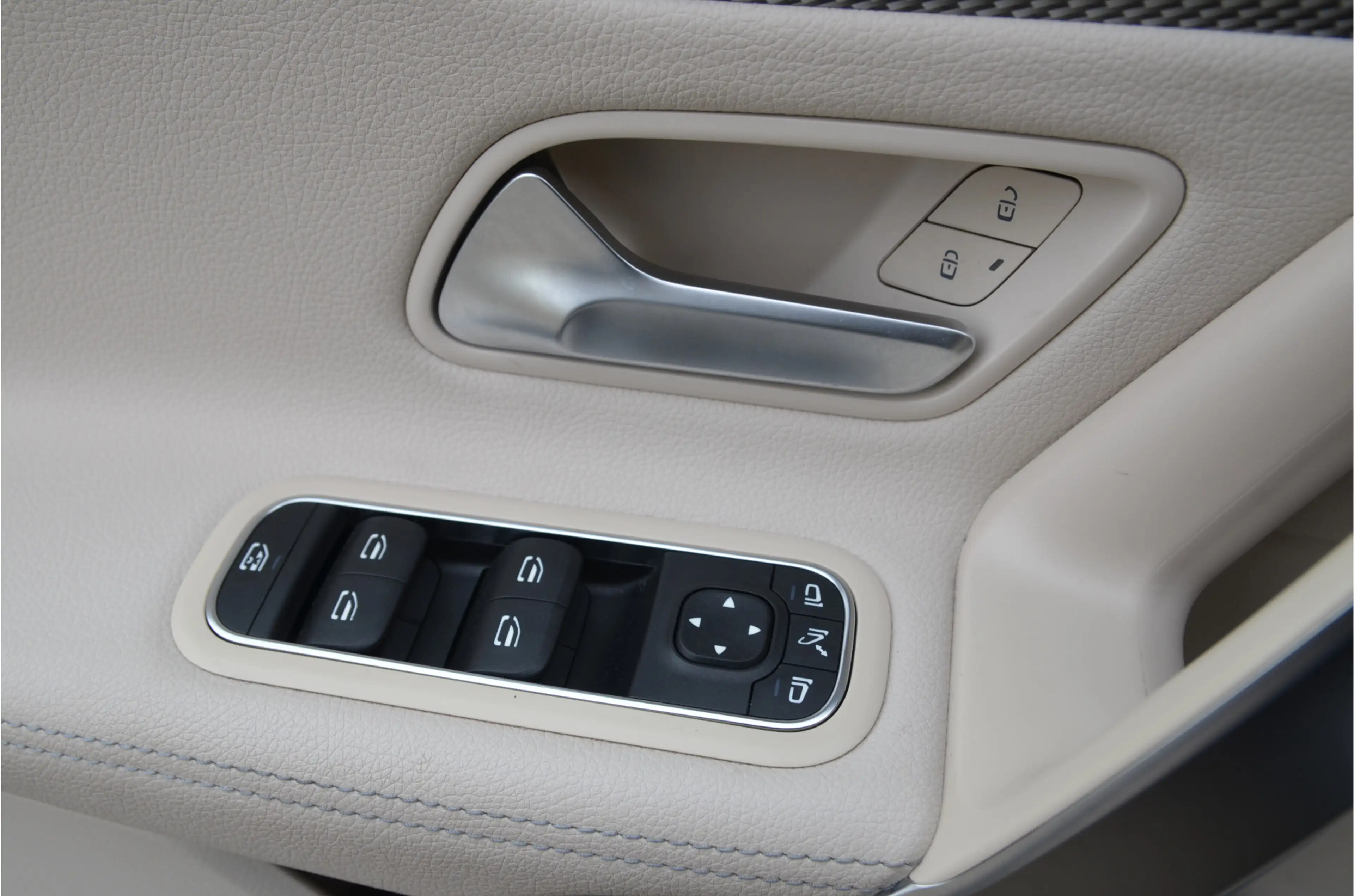 Mercedes-Benz CLA 250 Shooting Brake e Premium Plus Leder, Panoramadak, — photo 30