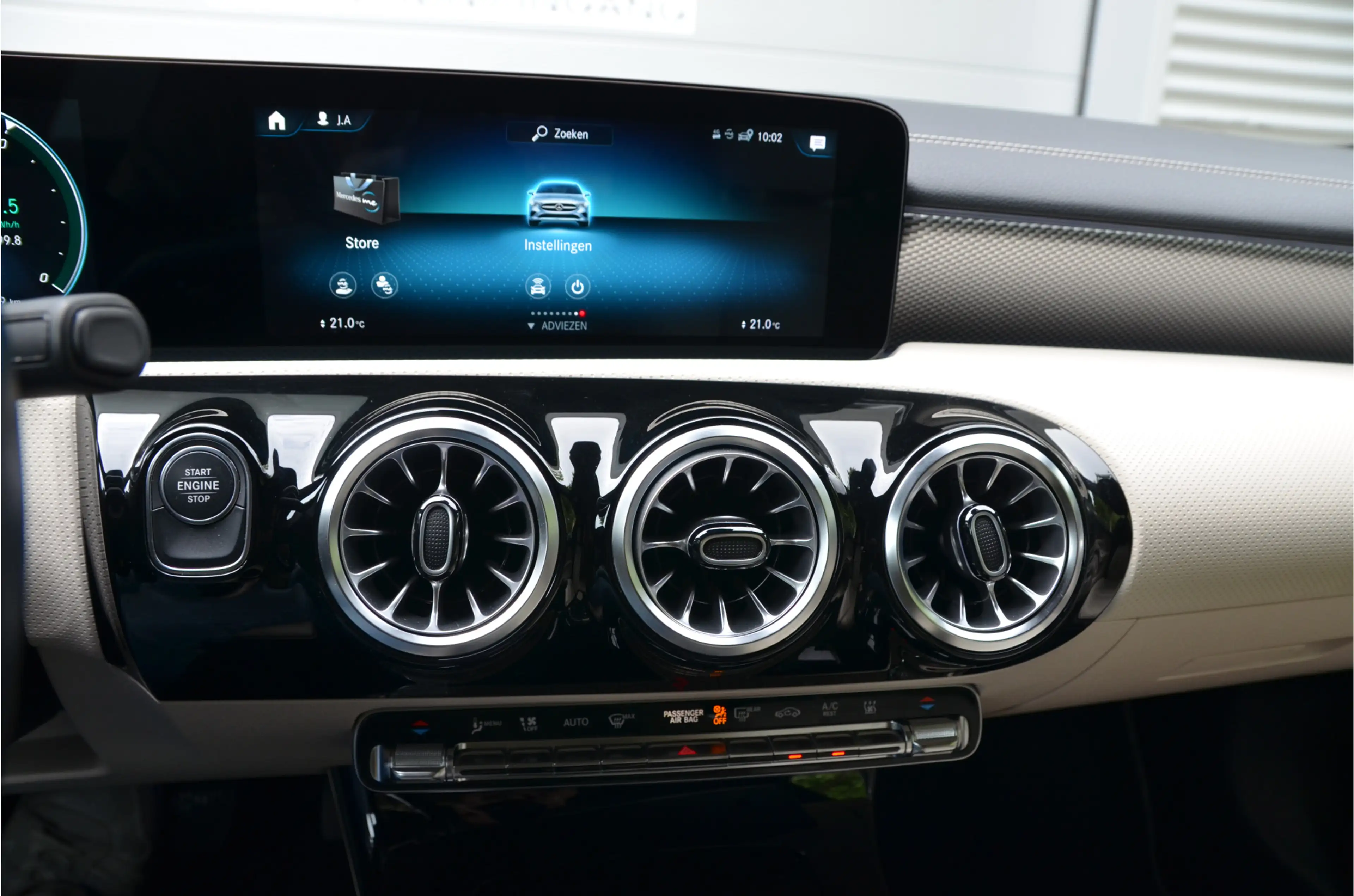 Mercedes-Benz CLA 250 Shooting Brake e Premium Plus Leder, Panoramadak, — photo 27