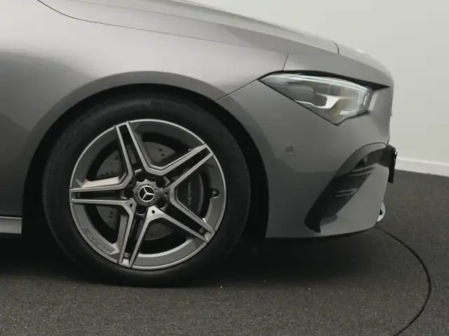 Mercedes-Benz Cla view 8