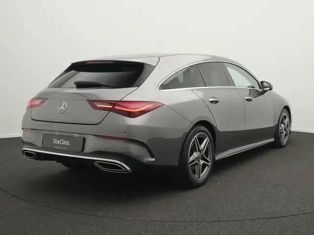 Mercedes-Benz Cla view 3
