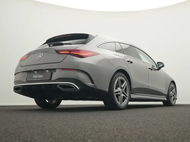 Mercedes-Benz Cla view 11