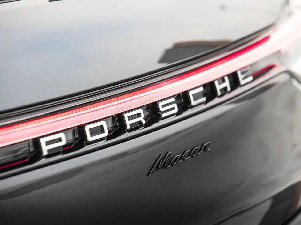 Porsche Macan снимка Porsche Macan
