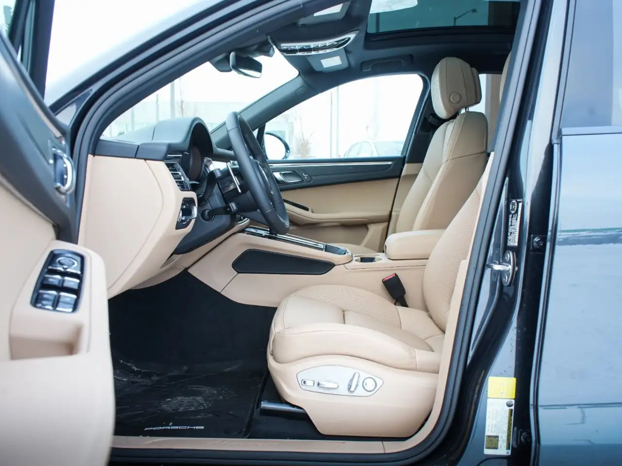 Porsche Macan снимка Porsche Macan