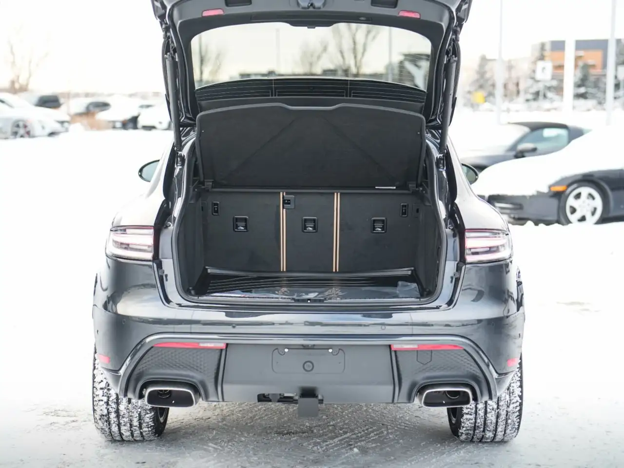 Porsche Macan снимка Porsche Macan