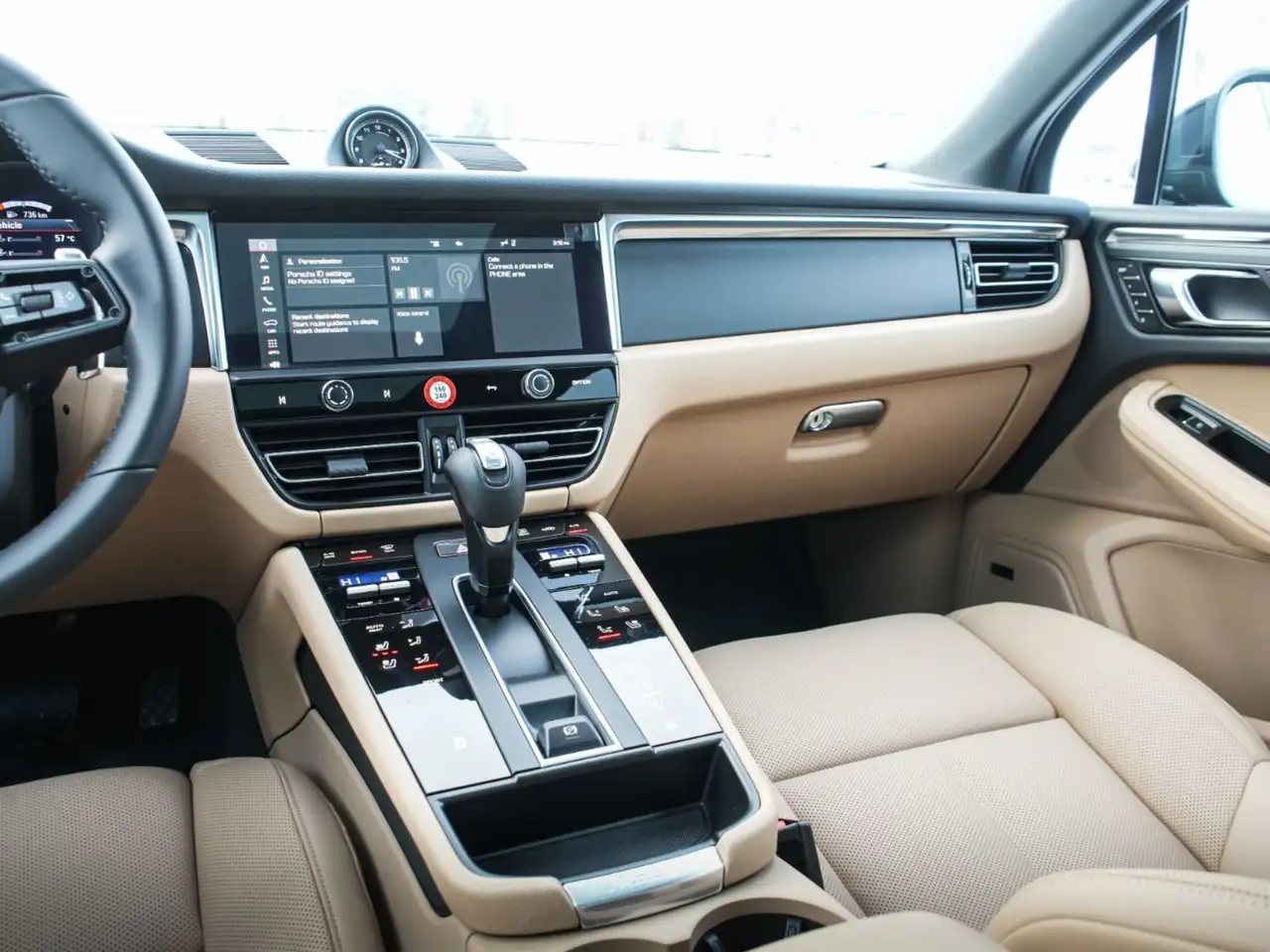 Porsche Macan снимка Porsche Macan
