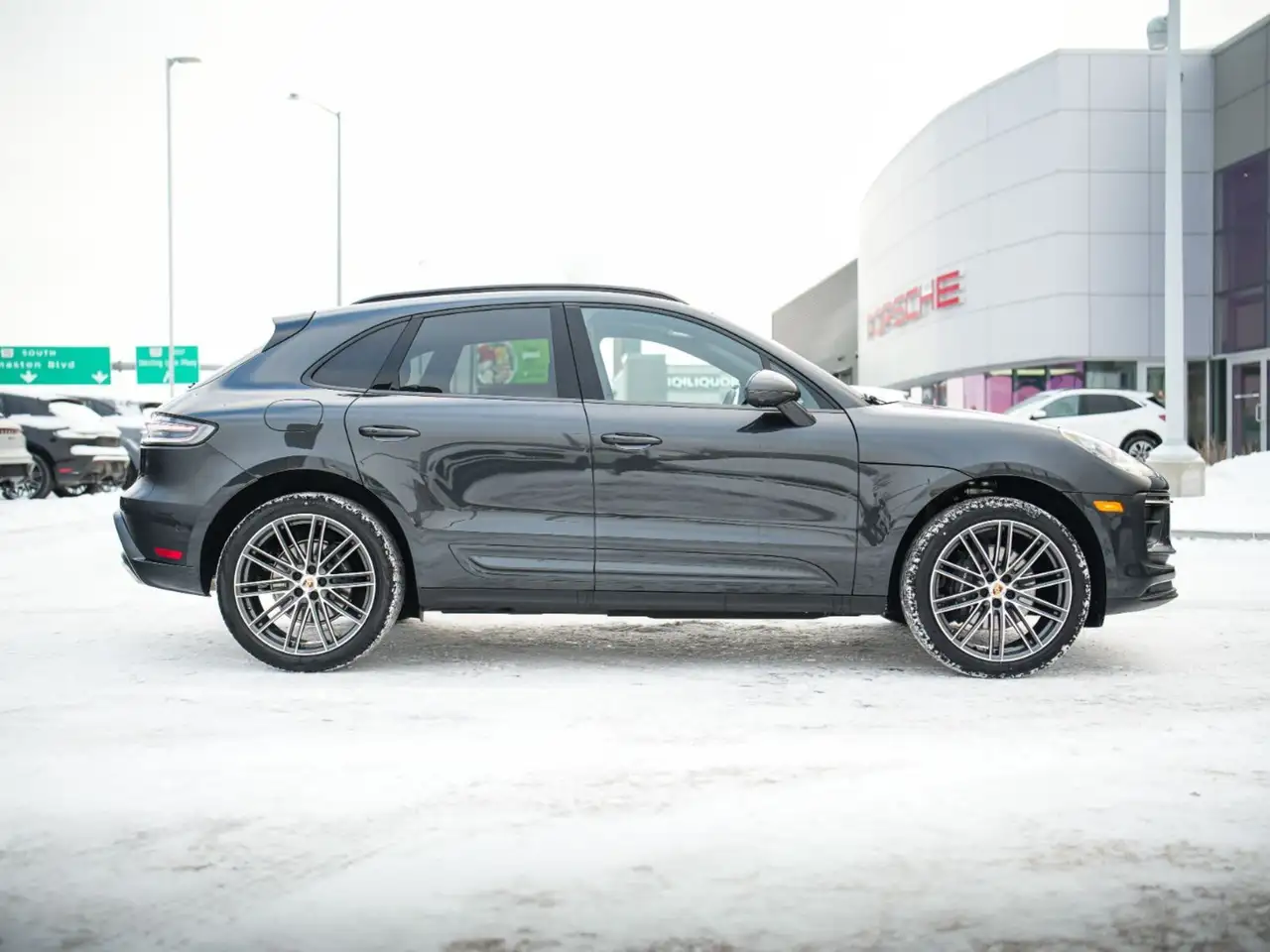 Porsche Macan снимка Porsche Macan