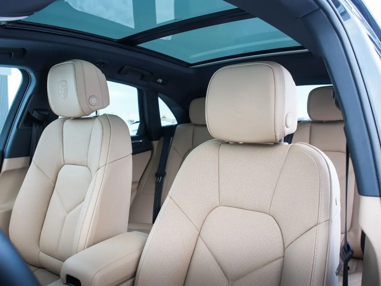 Porsche Macan снимка Porsche Macan
