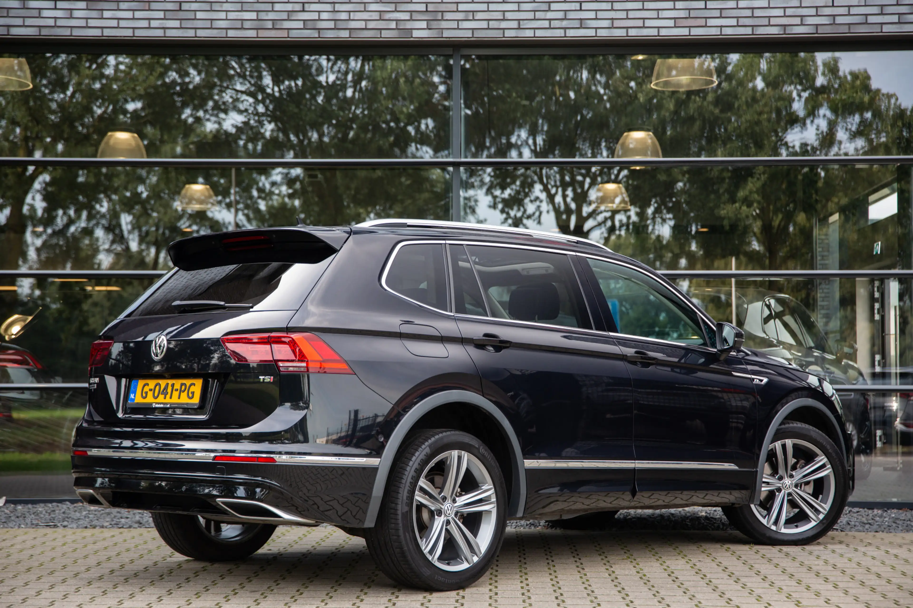 Volkswagen Tiguan Allspace 1.5 TSI Highline 7p. , Massagestoelen, Achteruitri — photo 2